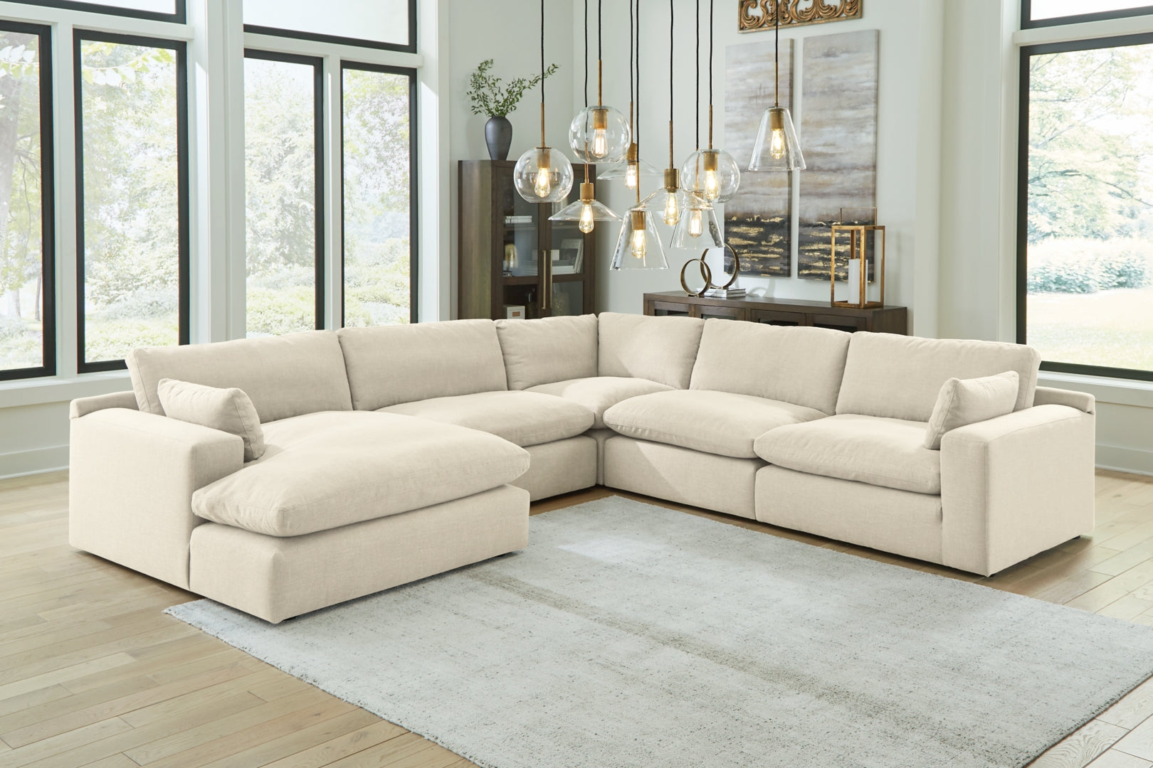 Elyza 4-5 Piece Sectional (Customizable)