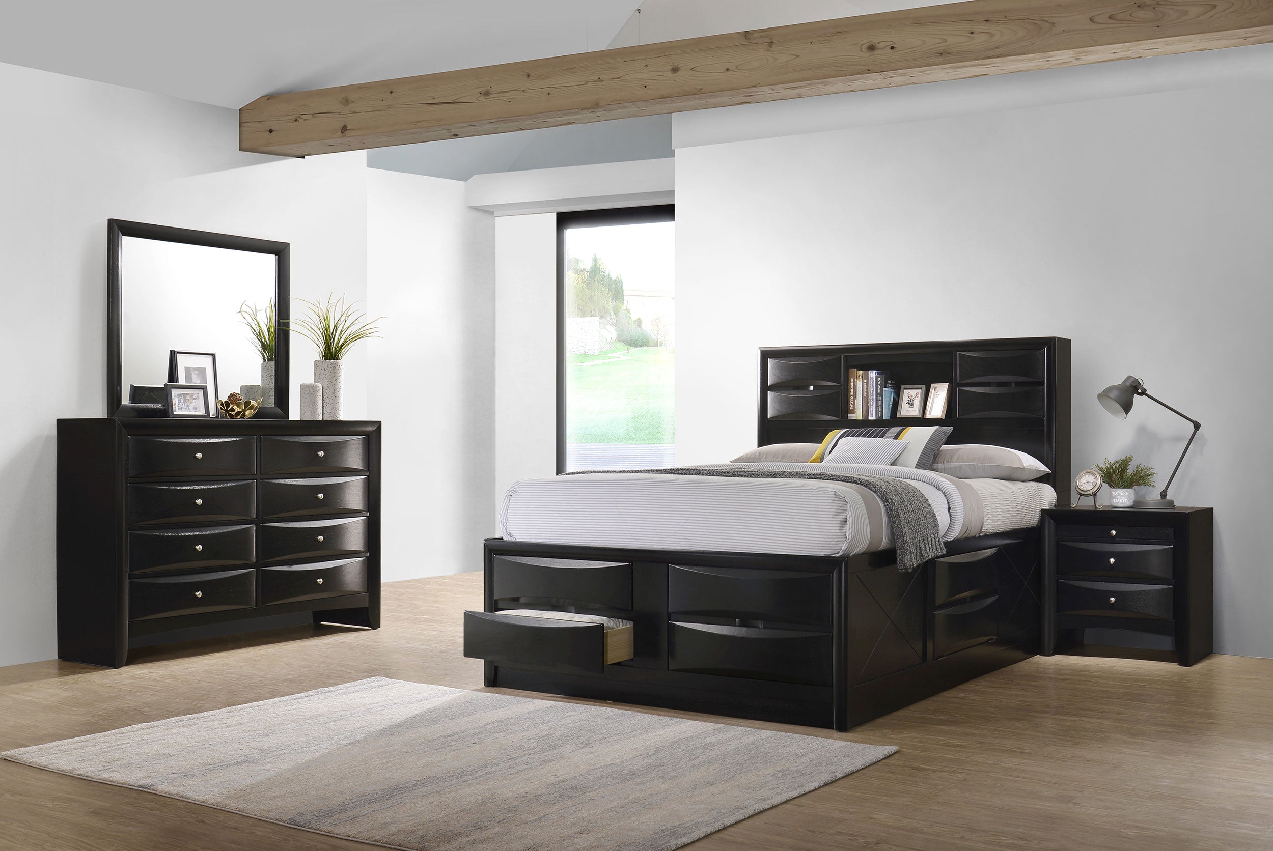 Briana  California King Bedroom Set Black