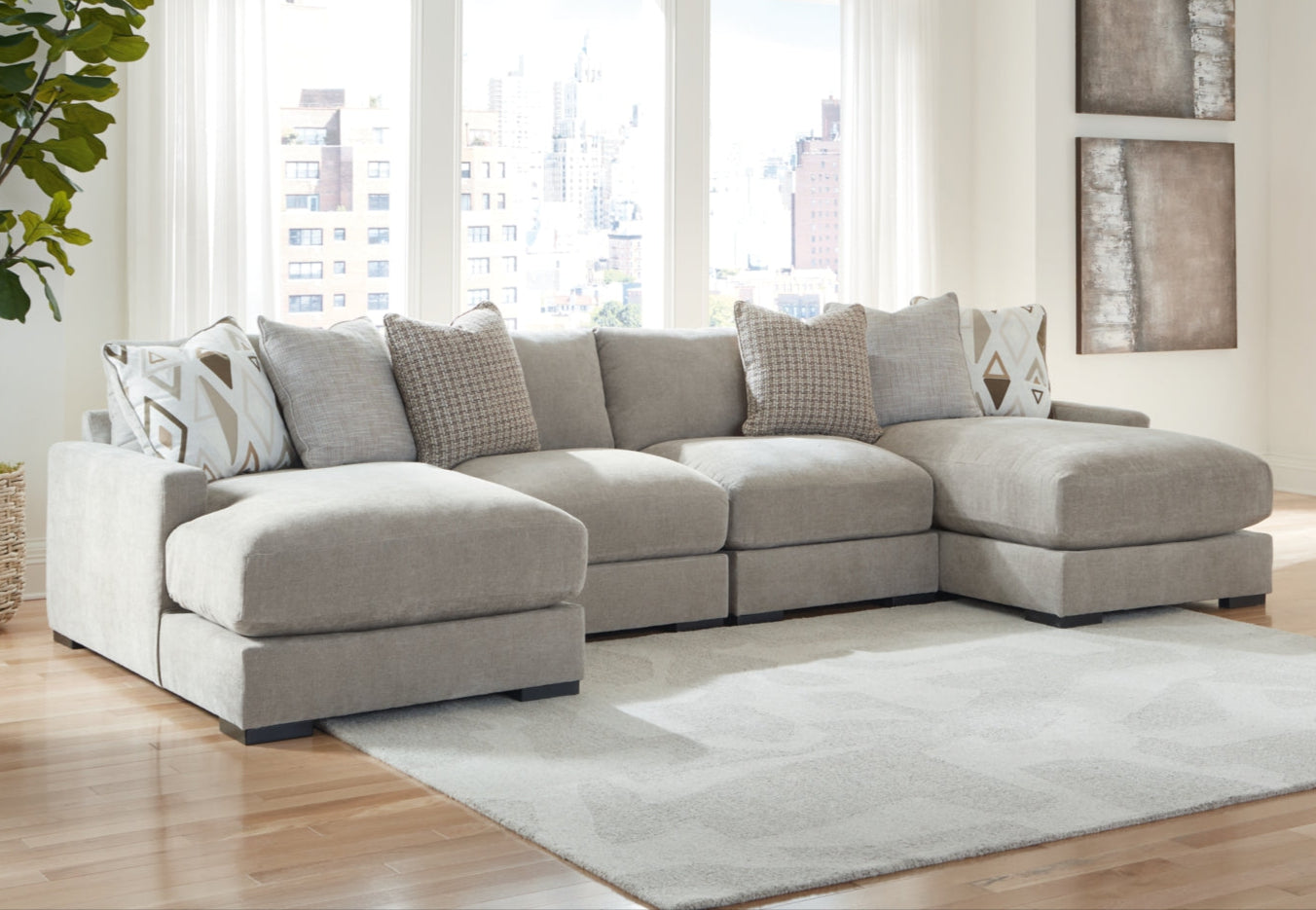 Aslan Court Sectional Couch (Customizable)