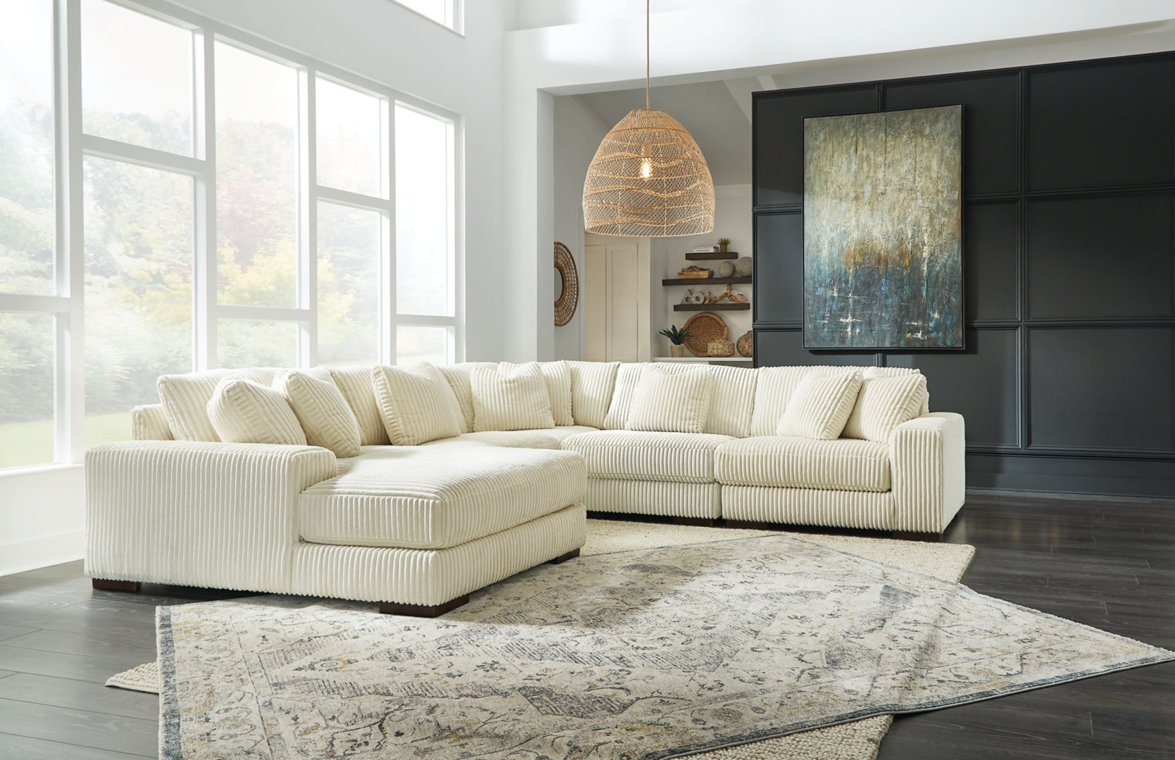 Lindyn 5-6 Piece Sectional (Customizable)