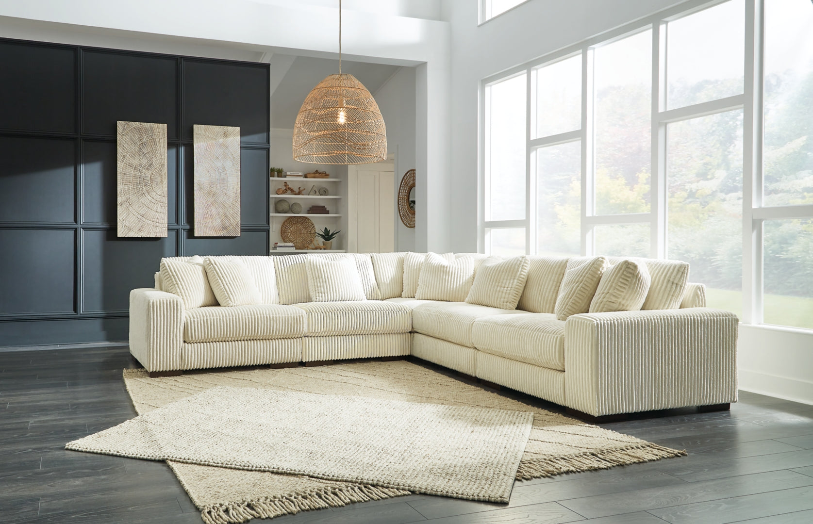 Lindyn 5-6 Piece Sectional (Customizable)