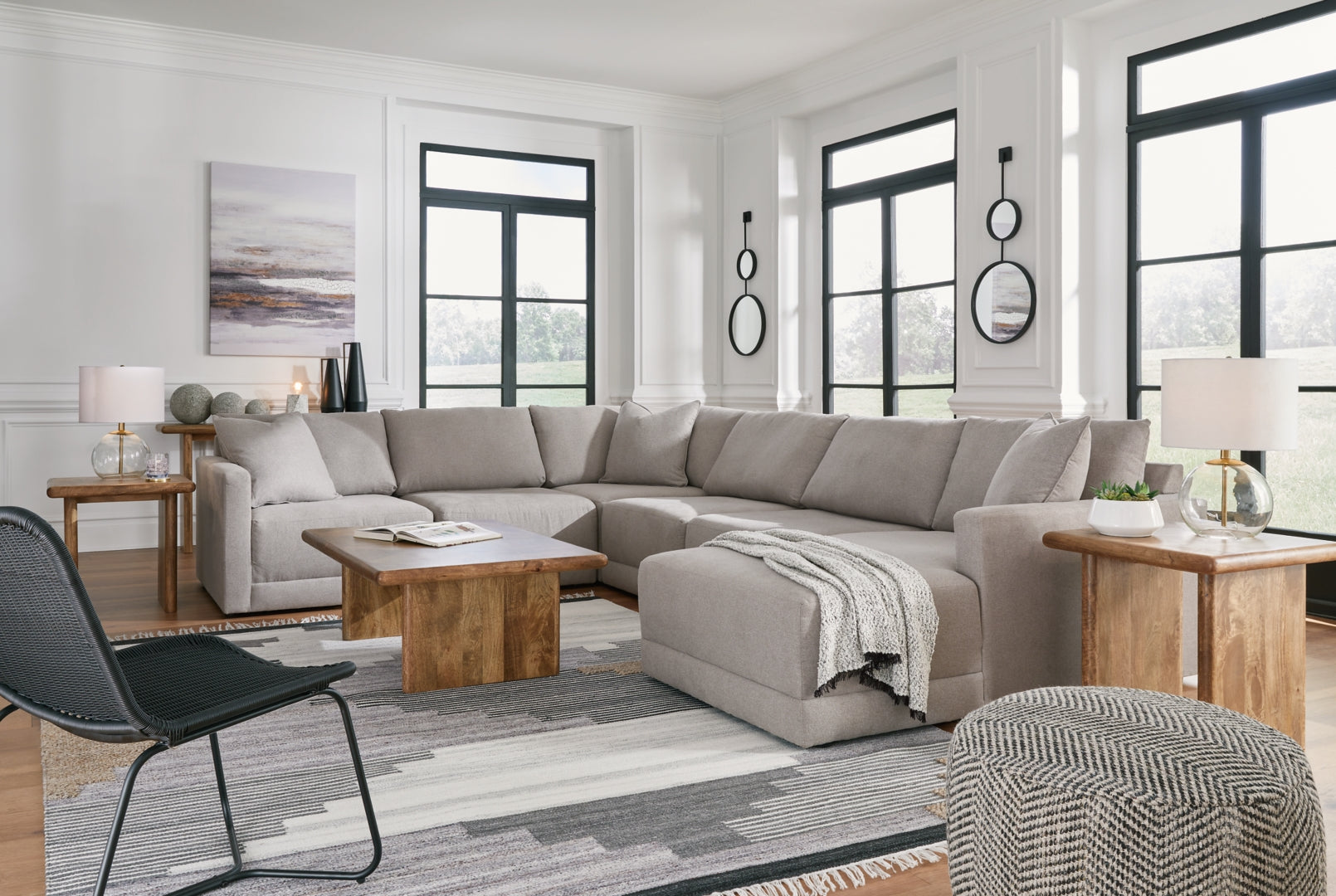 Katany Sectional (Customizable)