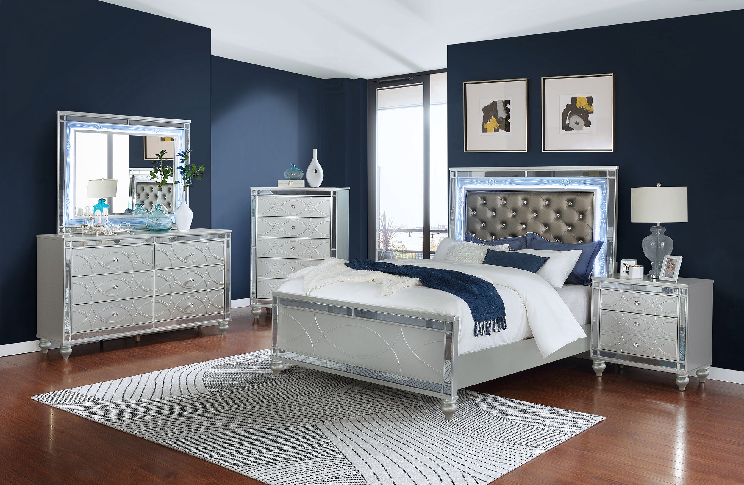 Gunnison  California King Bedroom Set Silver Metallic