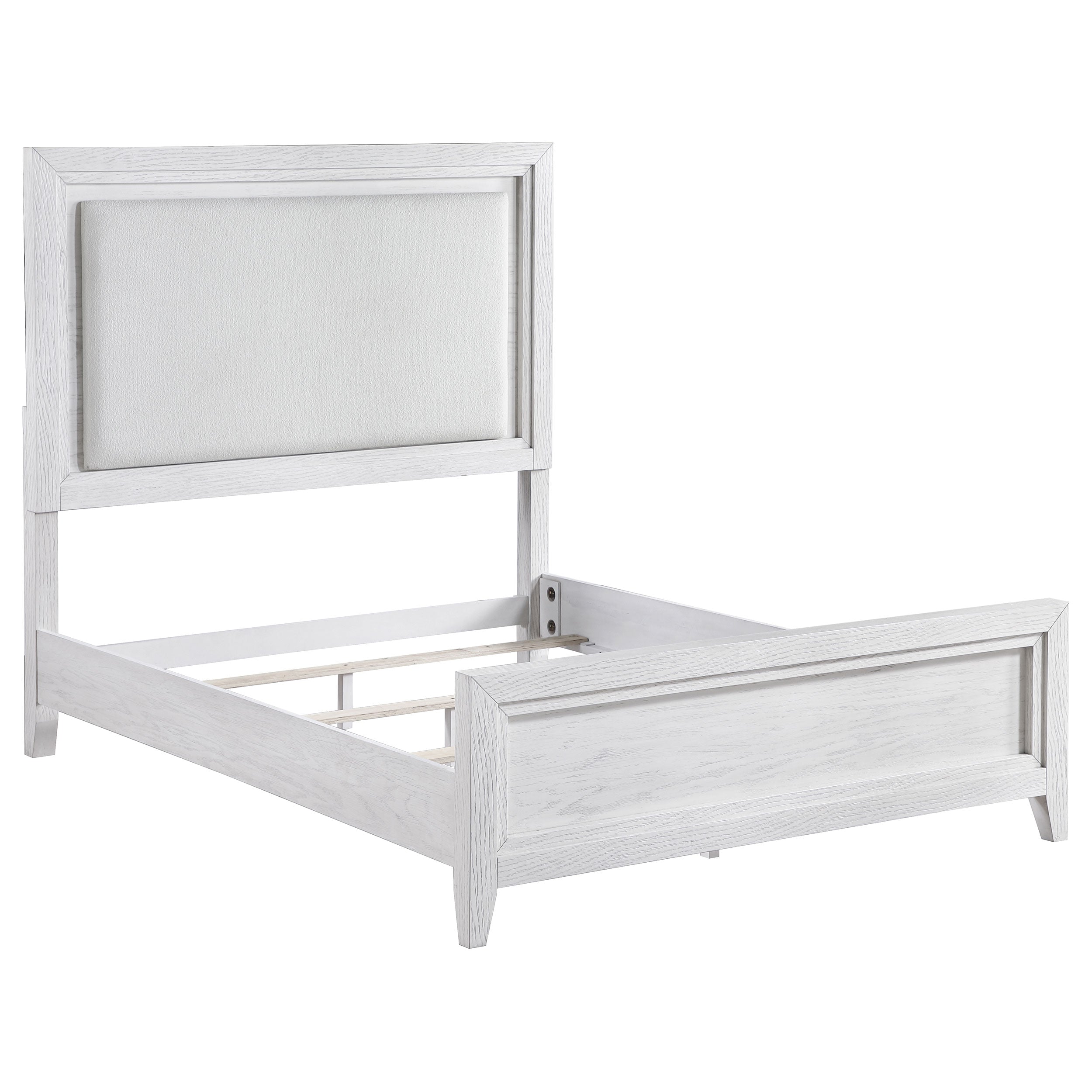 Marielle  Cal King Bedroom Set Distressed White