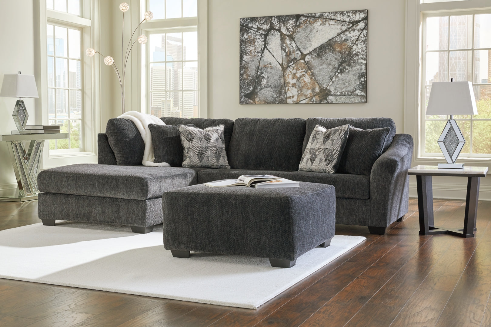 Biddeford Sectional with Chaise