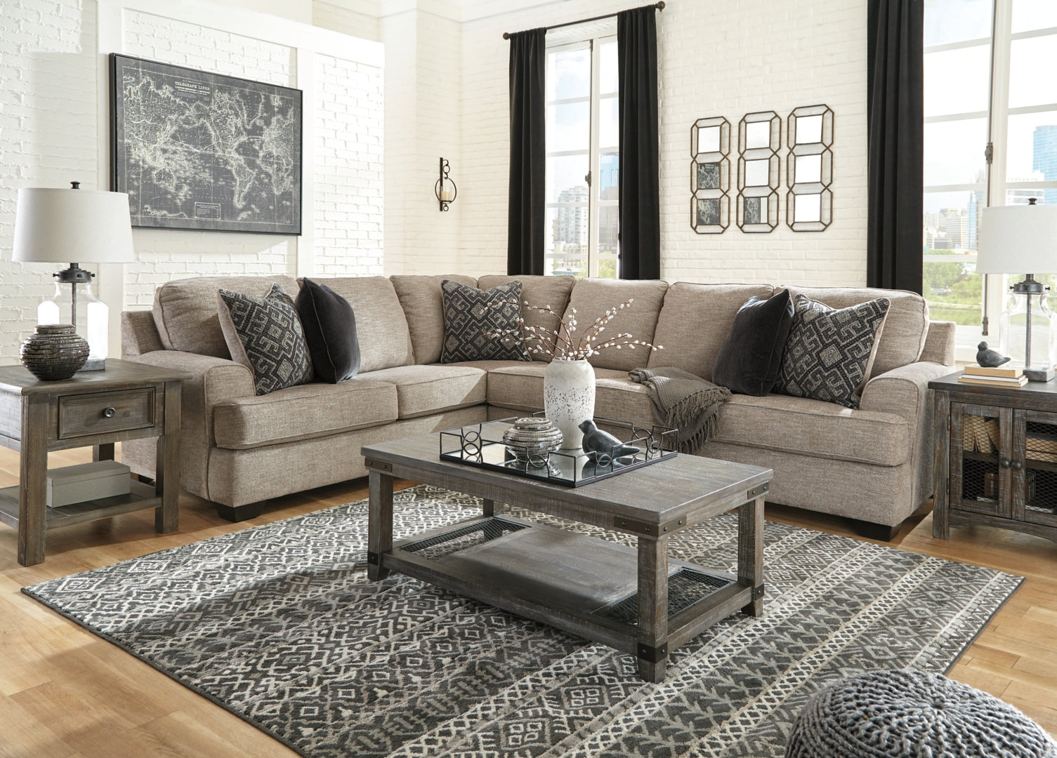Bovarian Sectional with Ottoman (Customizable)