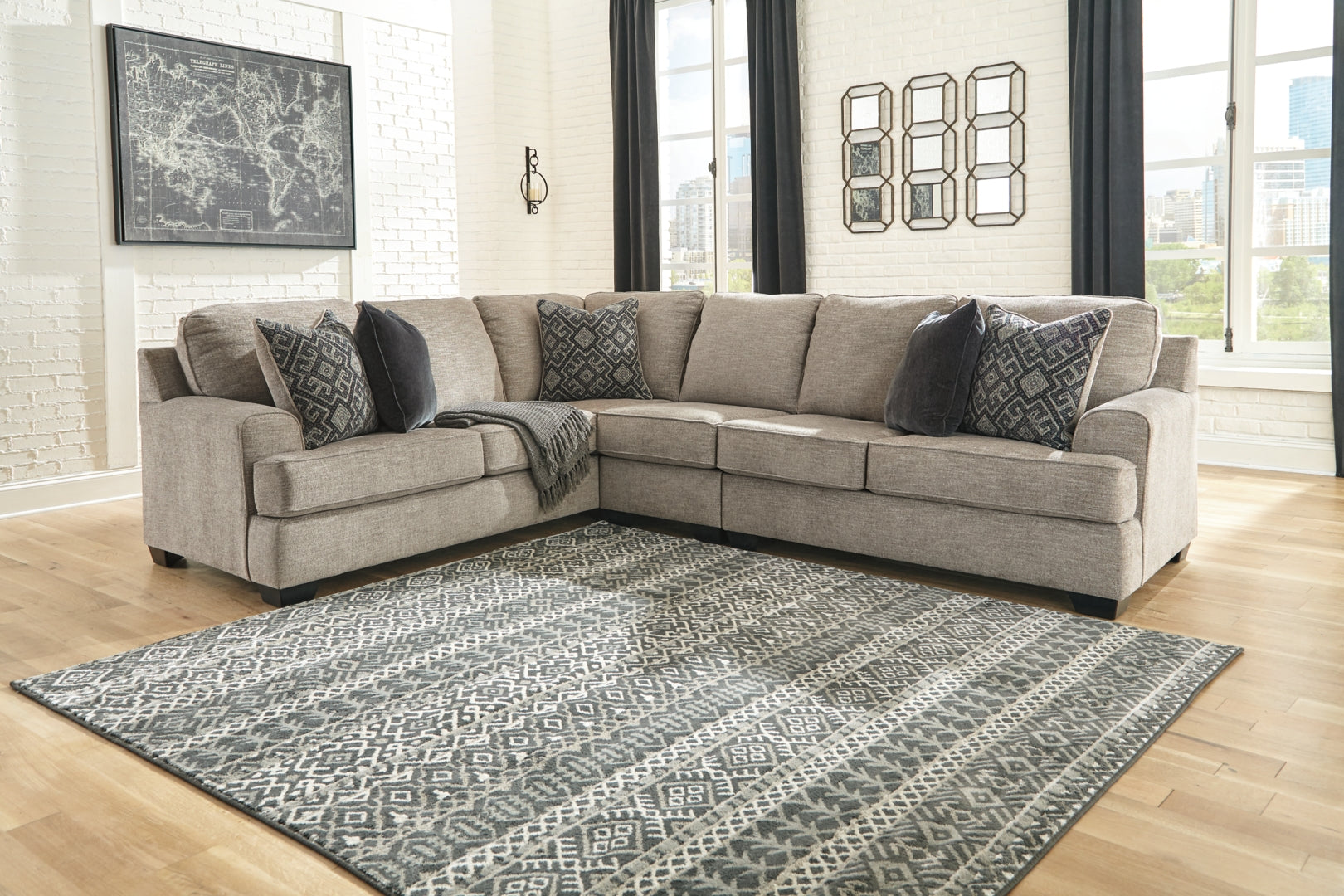 Bovarian Sectional with Ottoman (Customizable)