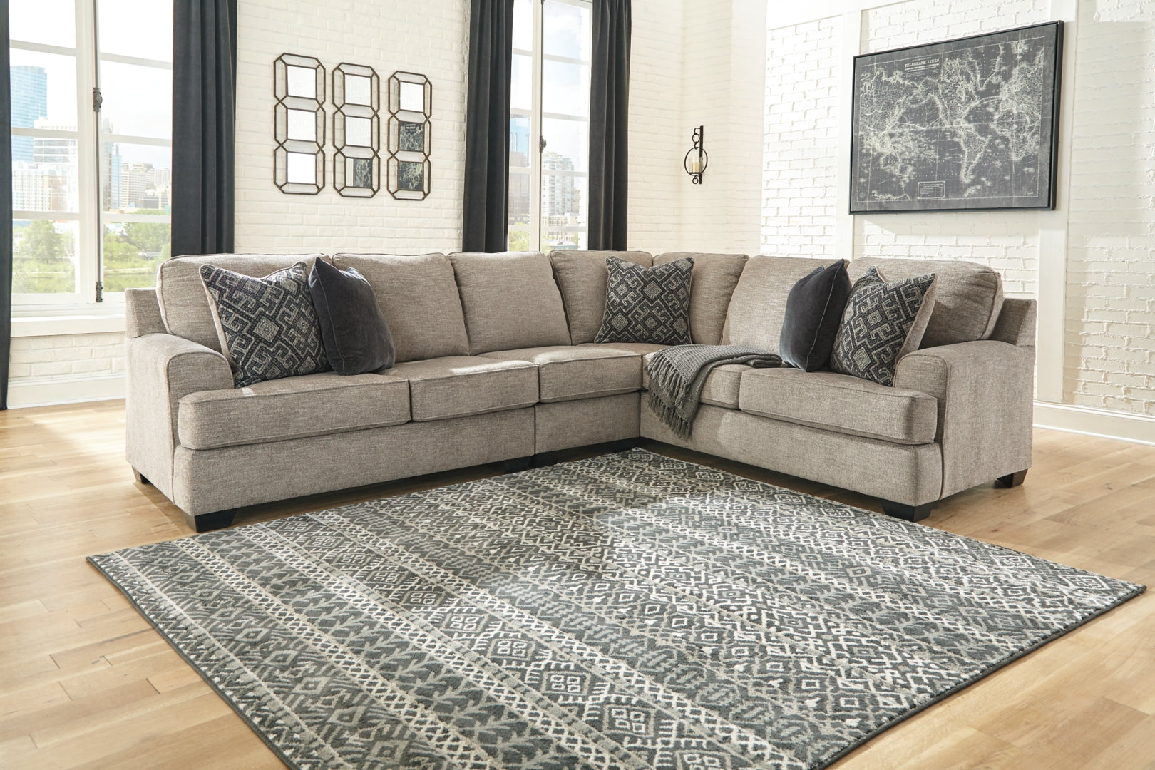 Bovarian Sectional with Ottoman (Customizable)