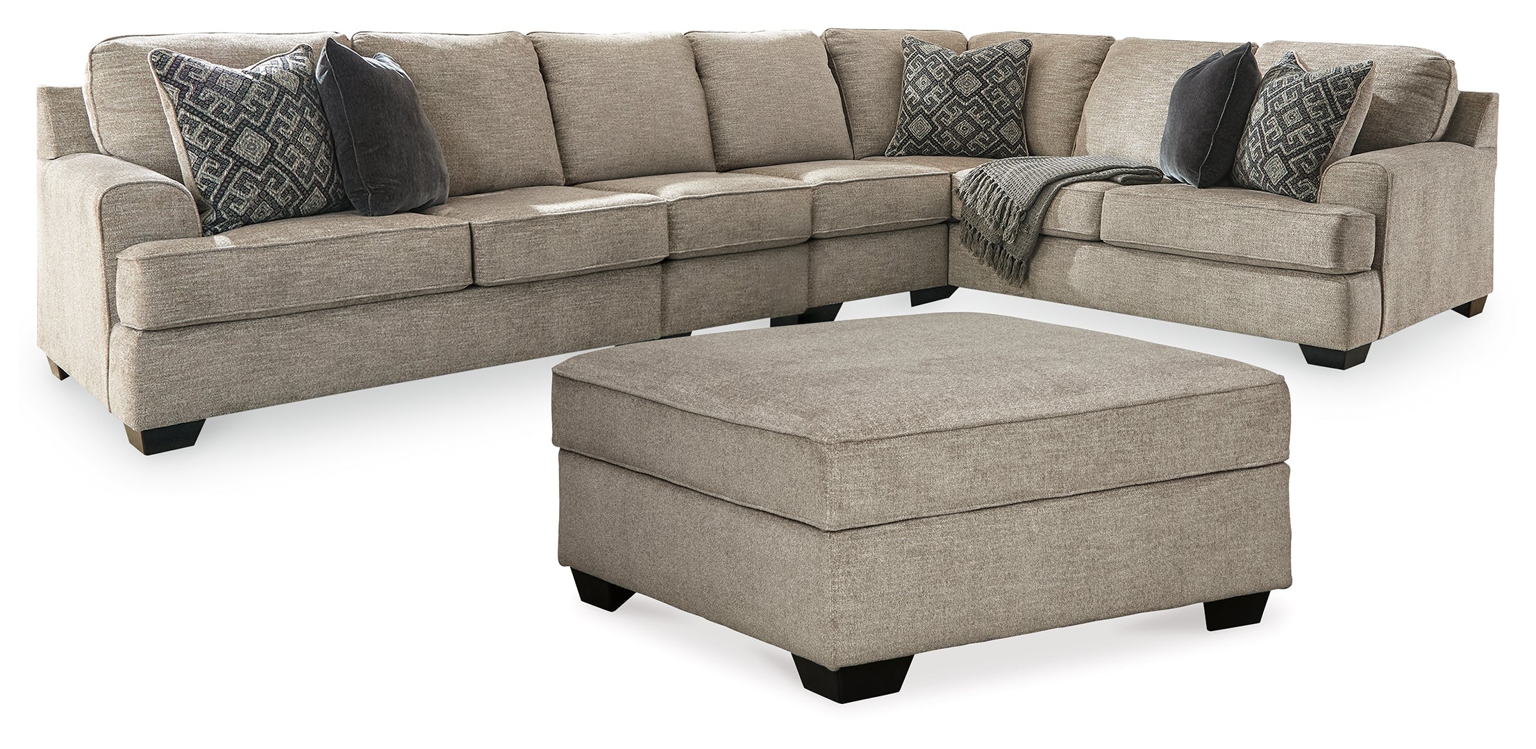 Bovarian Sectional with Ottoman (Customizable)