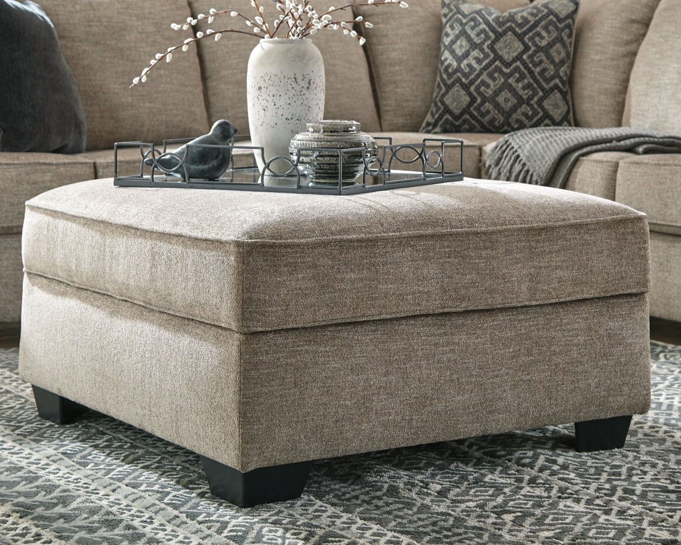 Bovarian Sectional with Ottoman (Customizable)