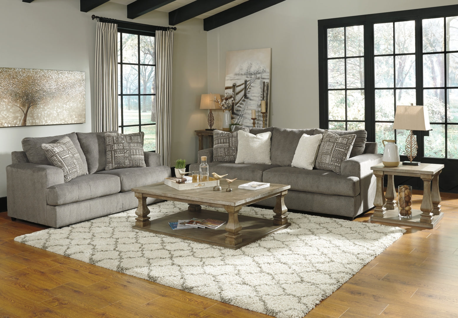 Soletren Sofa (Queen Sleeper Option)