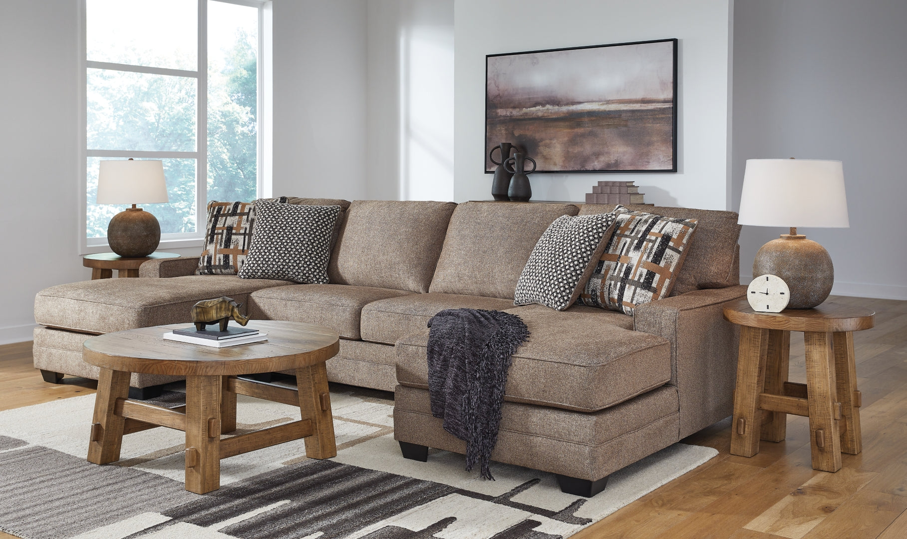 Cannonbrook 3-Piece Sectional with Chaise (Customizable)