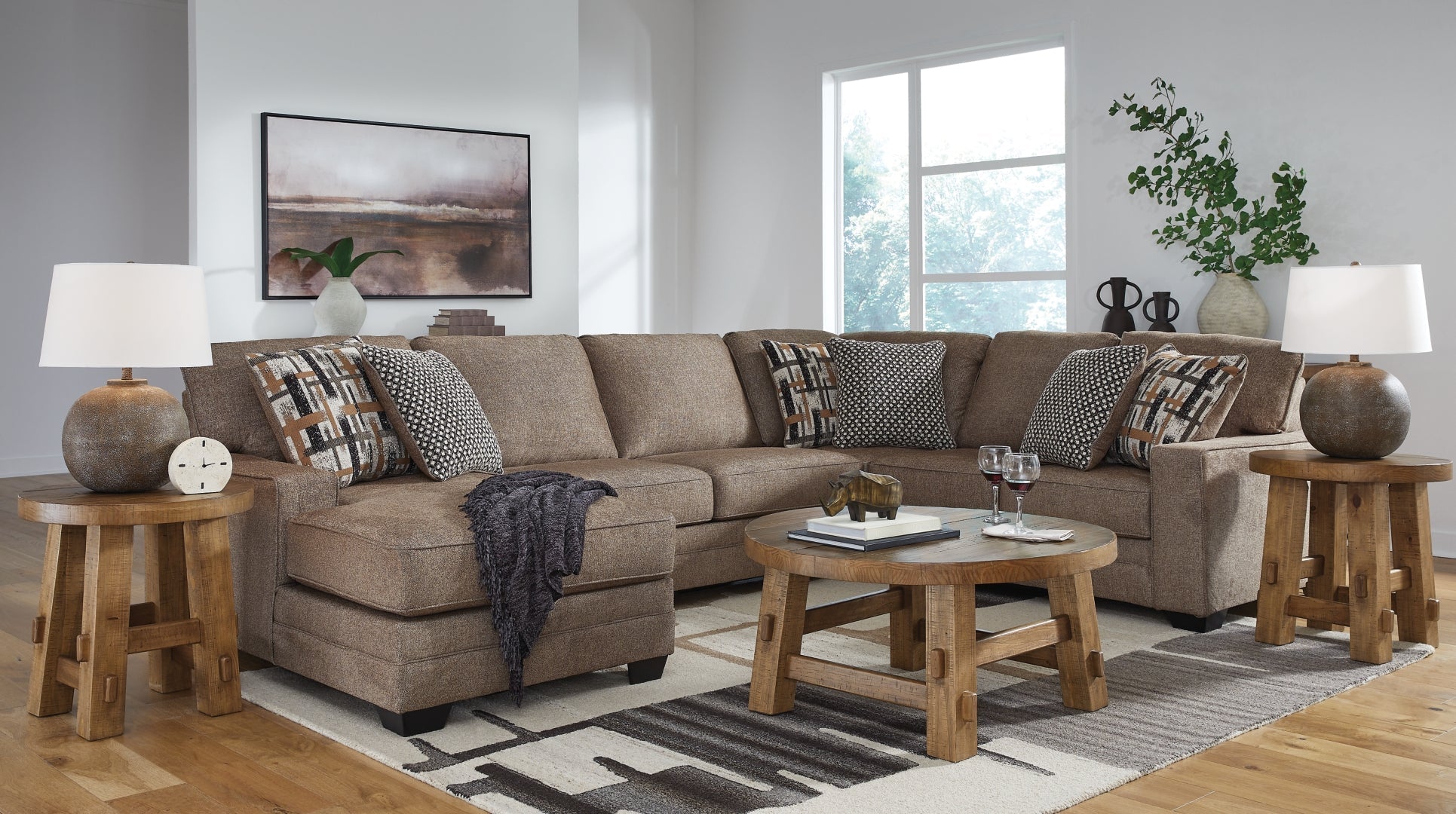 Cannonbrook 3-Piece Sectional with Chaise (Customizable)