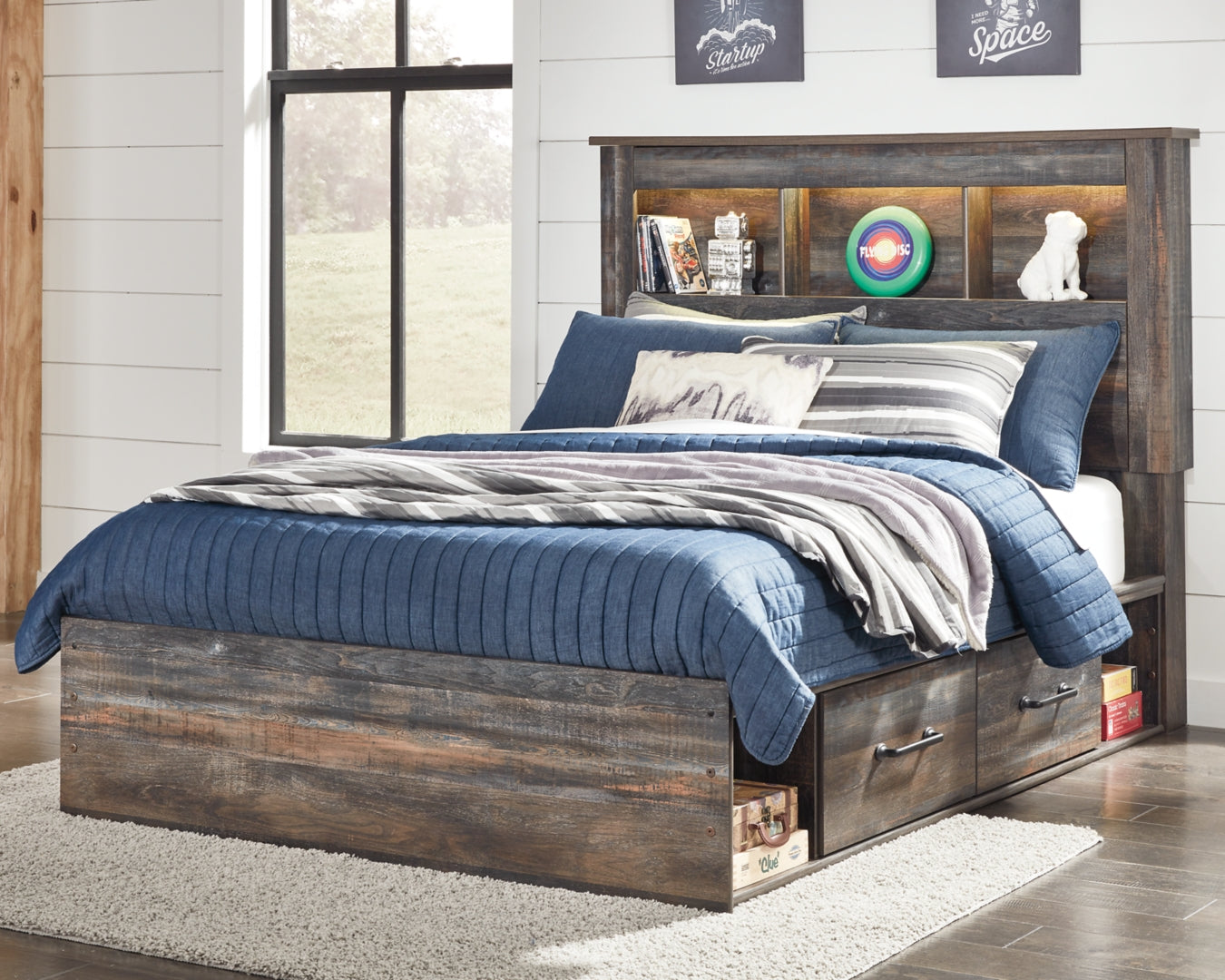 Drystan Full Bookcase Bedroom Set