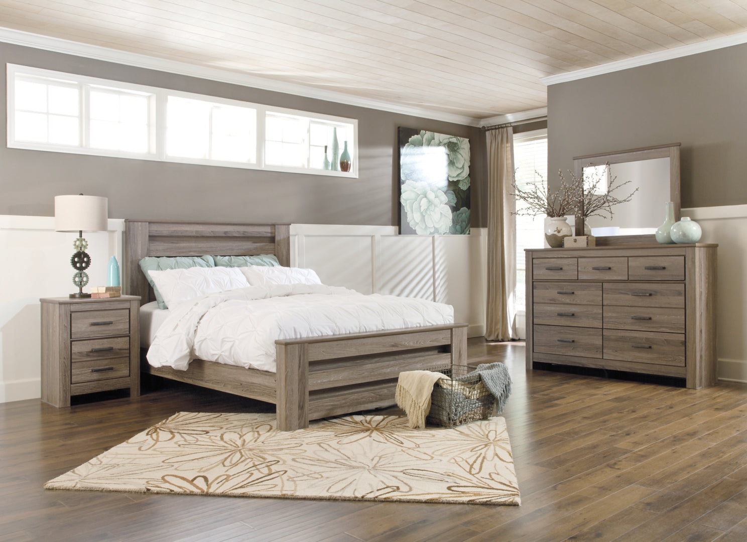 Zelen Brown Panel Bedroom Set