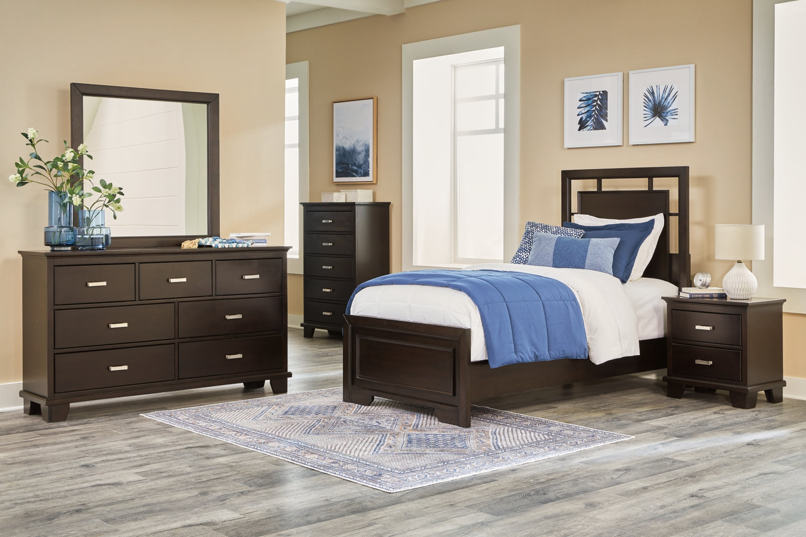 Covetown Panel Bedroom Set
