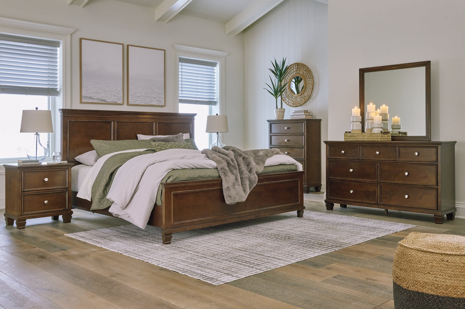 Danabrin Brown Panel Bedroom Set