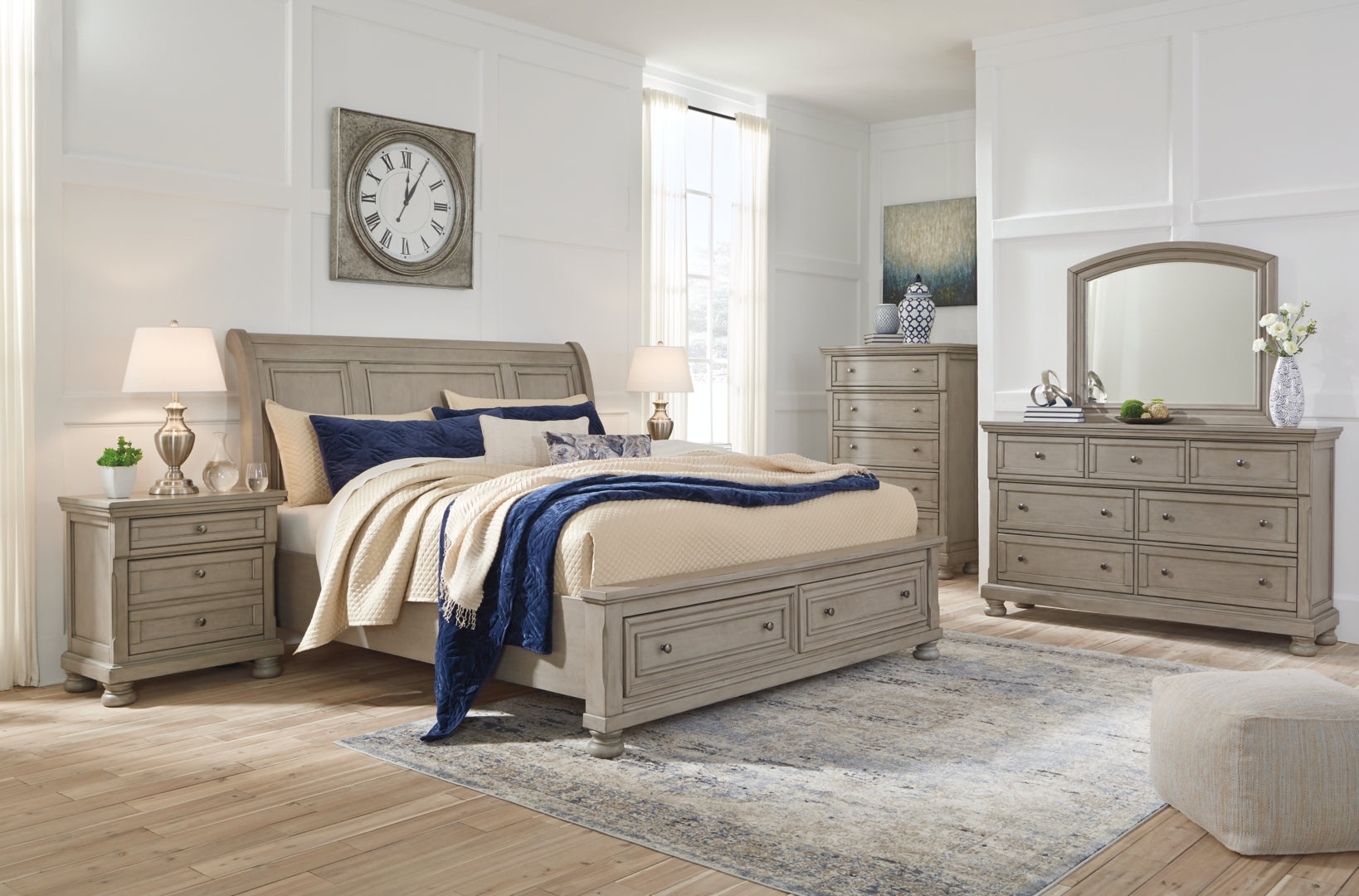 Lettner Brown Panel Bedroom Set
