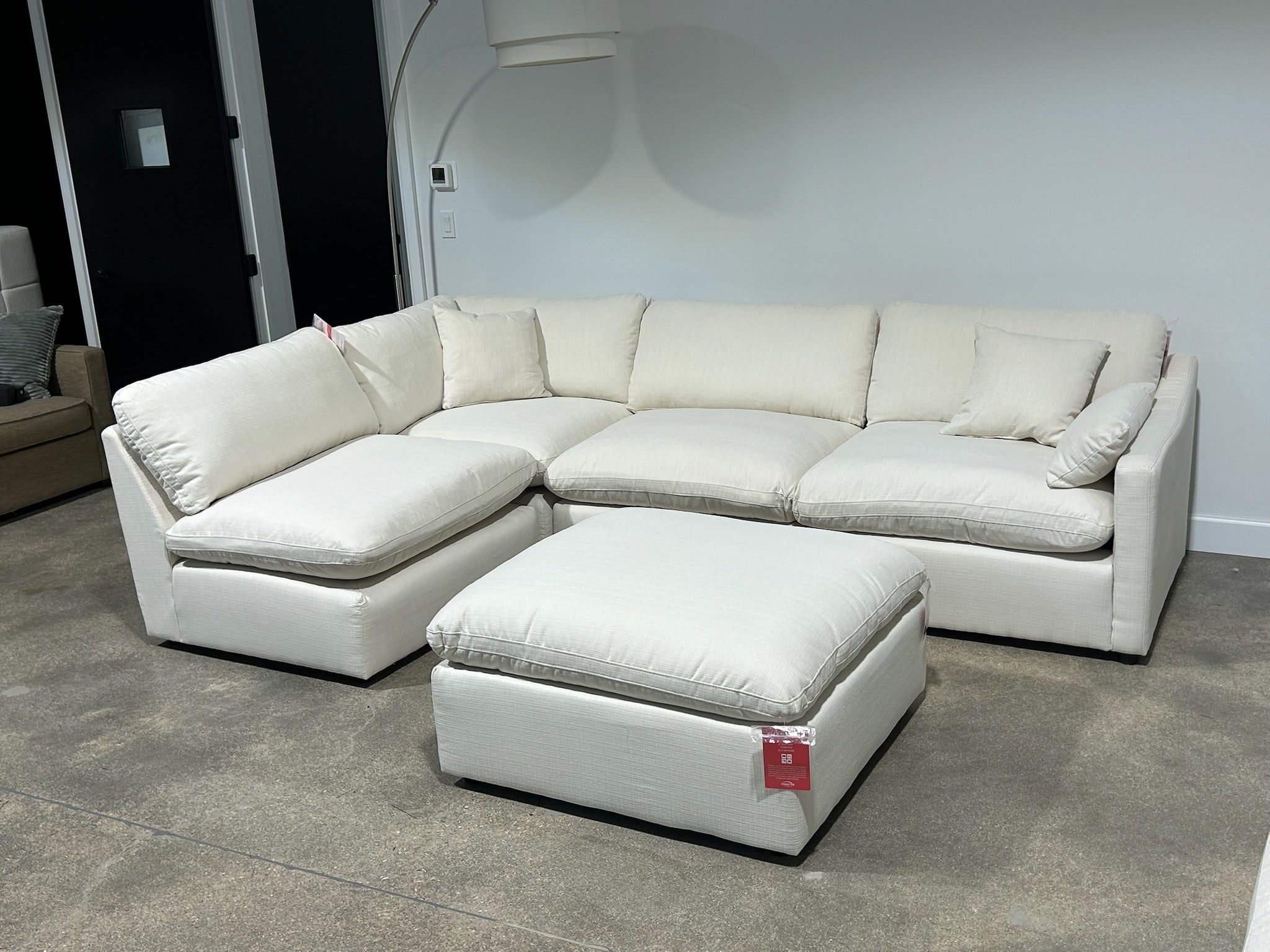 Velari Slope Arm Collection - Ivory/Charcoal