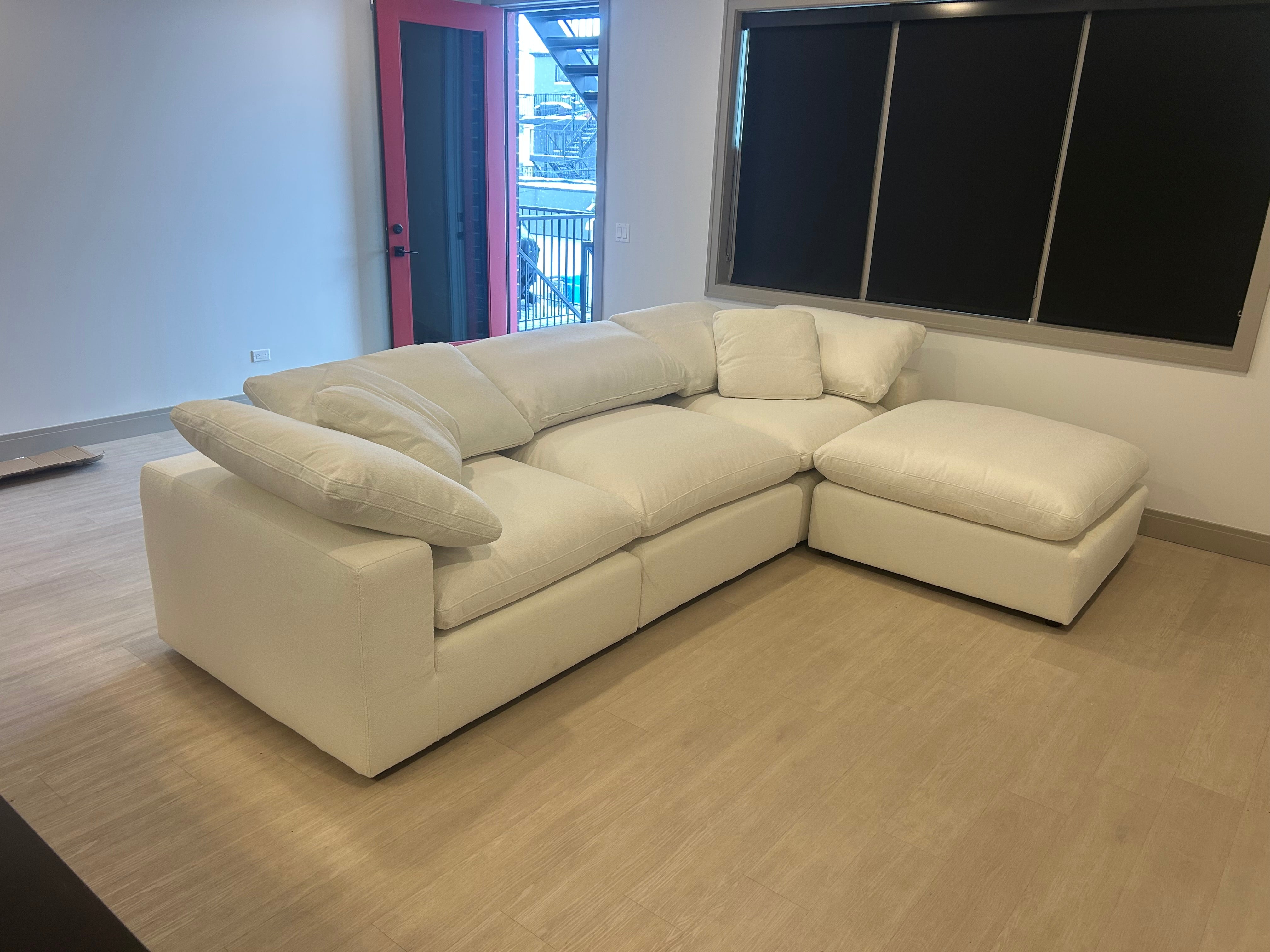 Luxe Dream Performance Bouclé Square Arm Cloud - Ivory