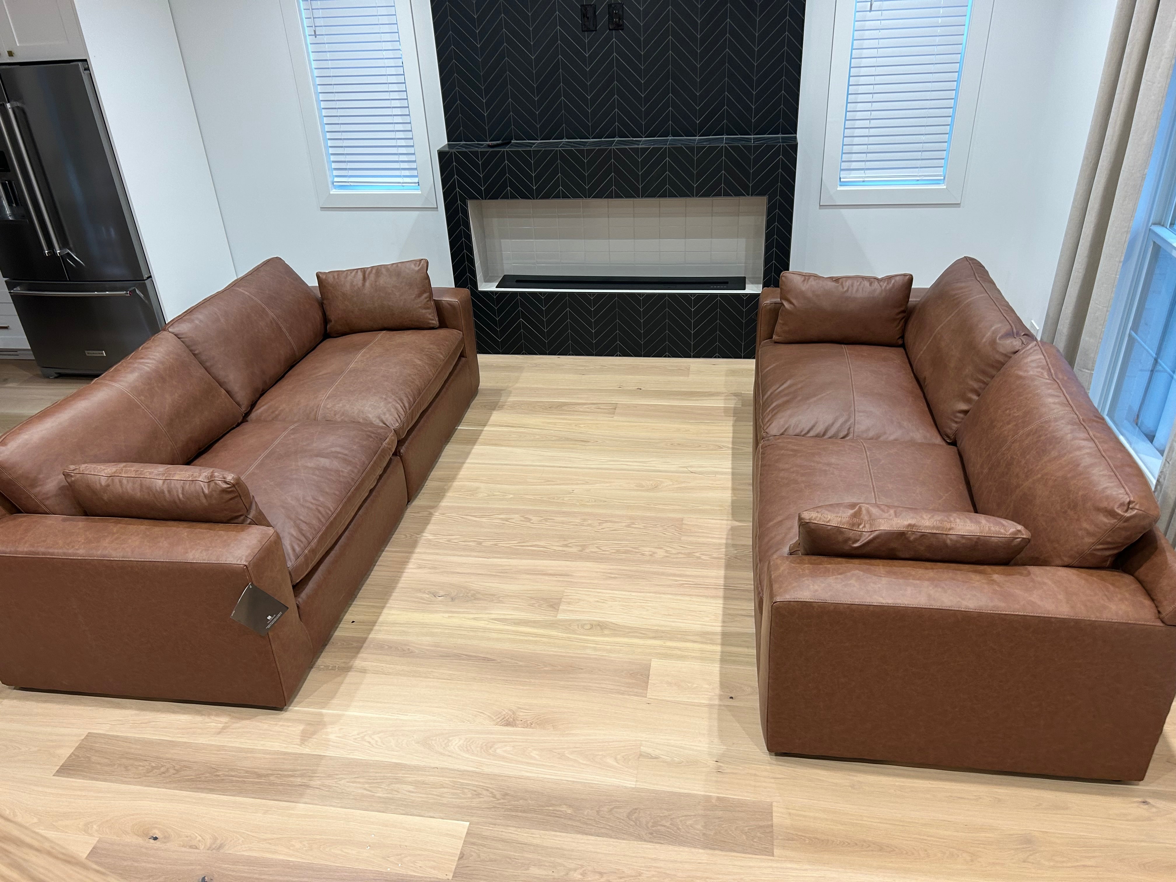Emilia Sectional (Customizable)