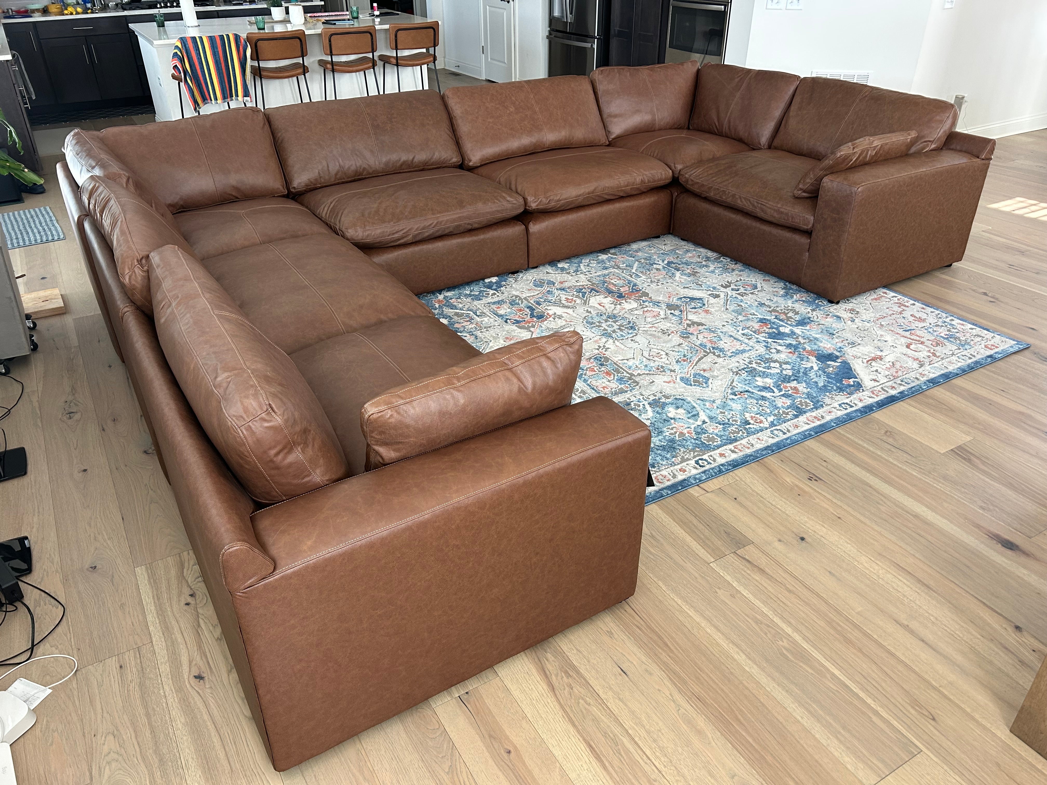 Emilia (Customizable)