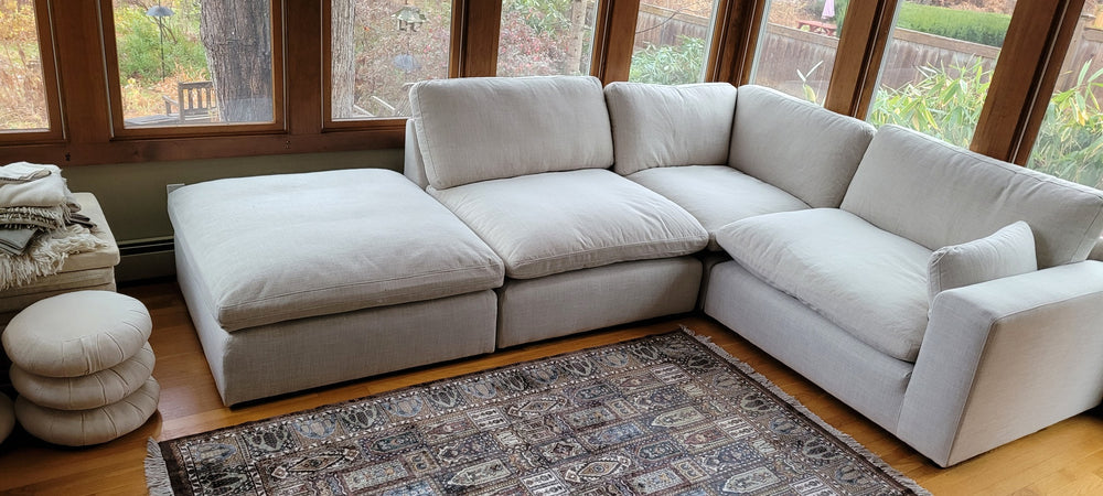Elyza 2-3 Piece Sectional (Customizable)