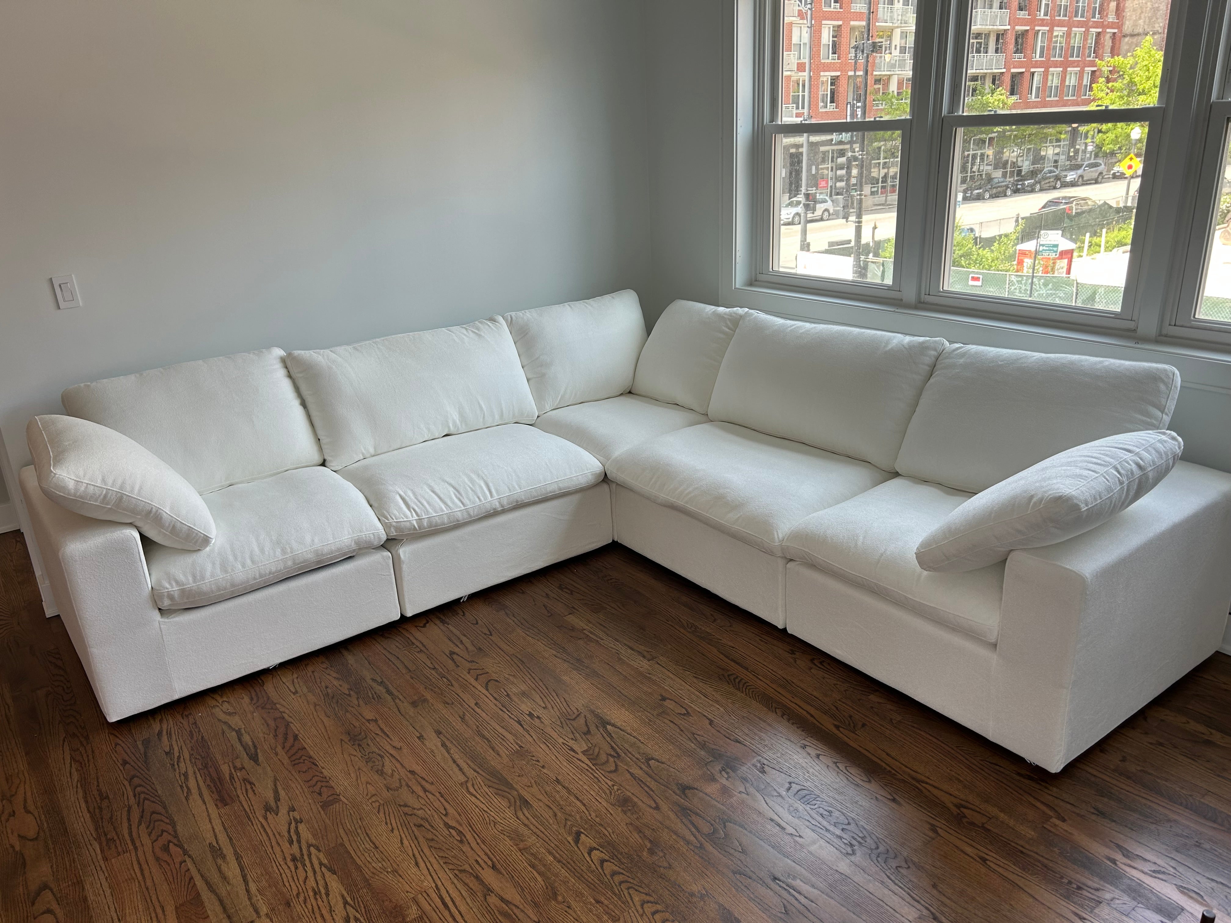 The Classic Cloud - Ivory