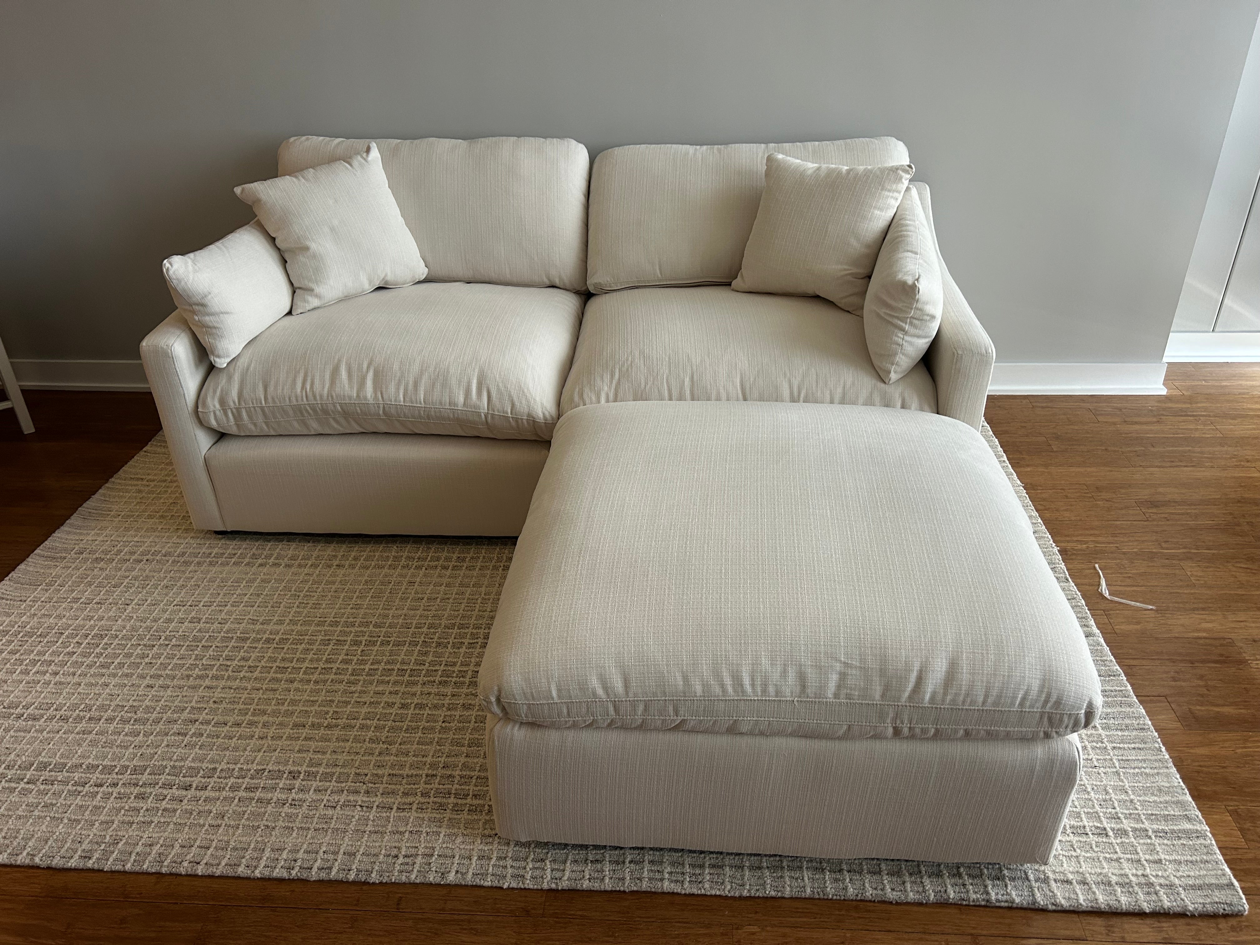 Velari Slope Arm Collection - Ivory/Charcoal