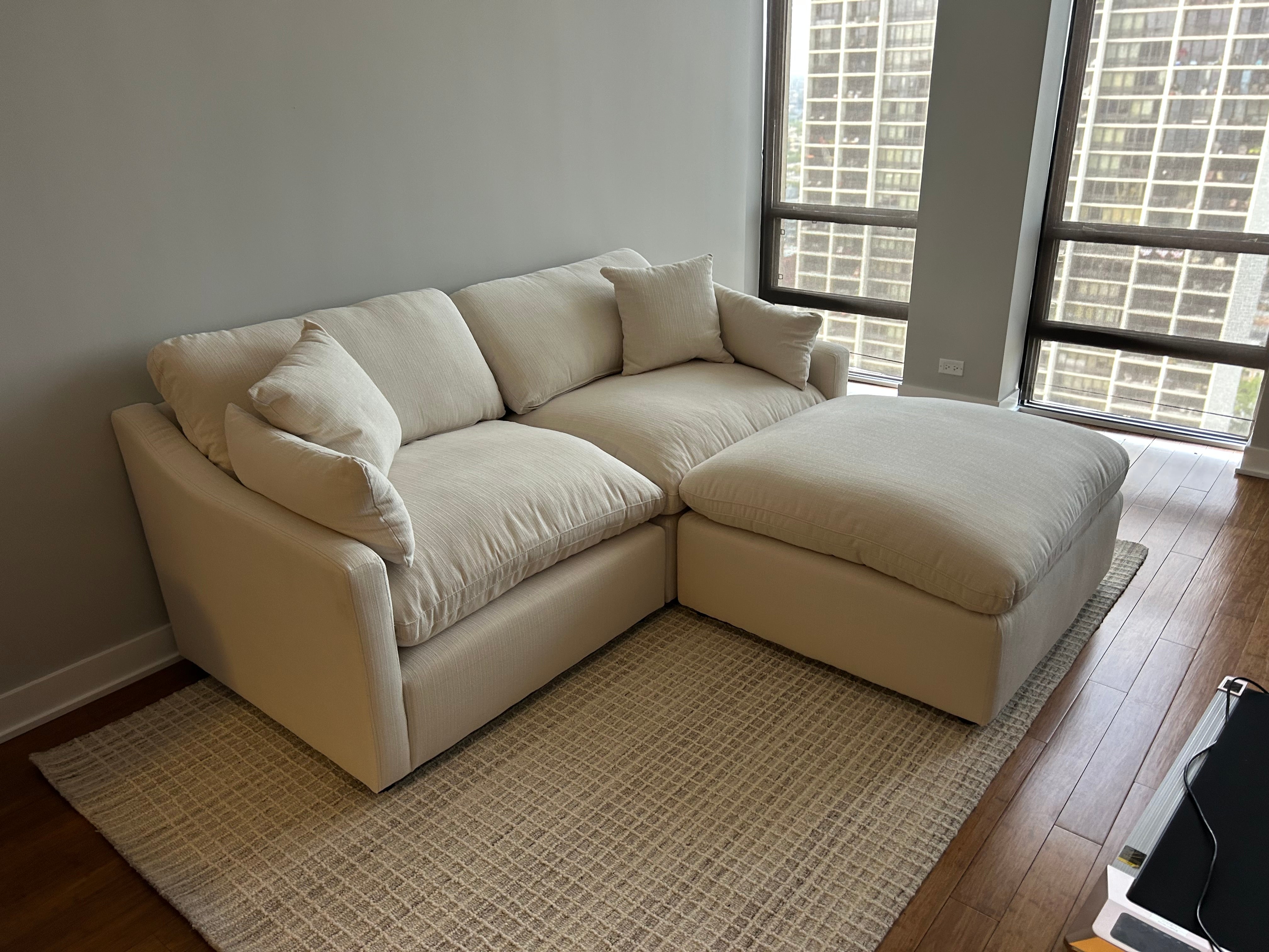 Velari Slope Arm Collection - Ivory/Charcoal