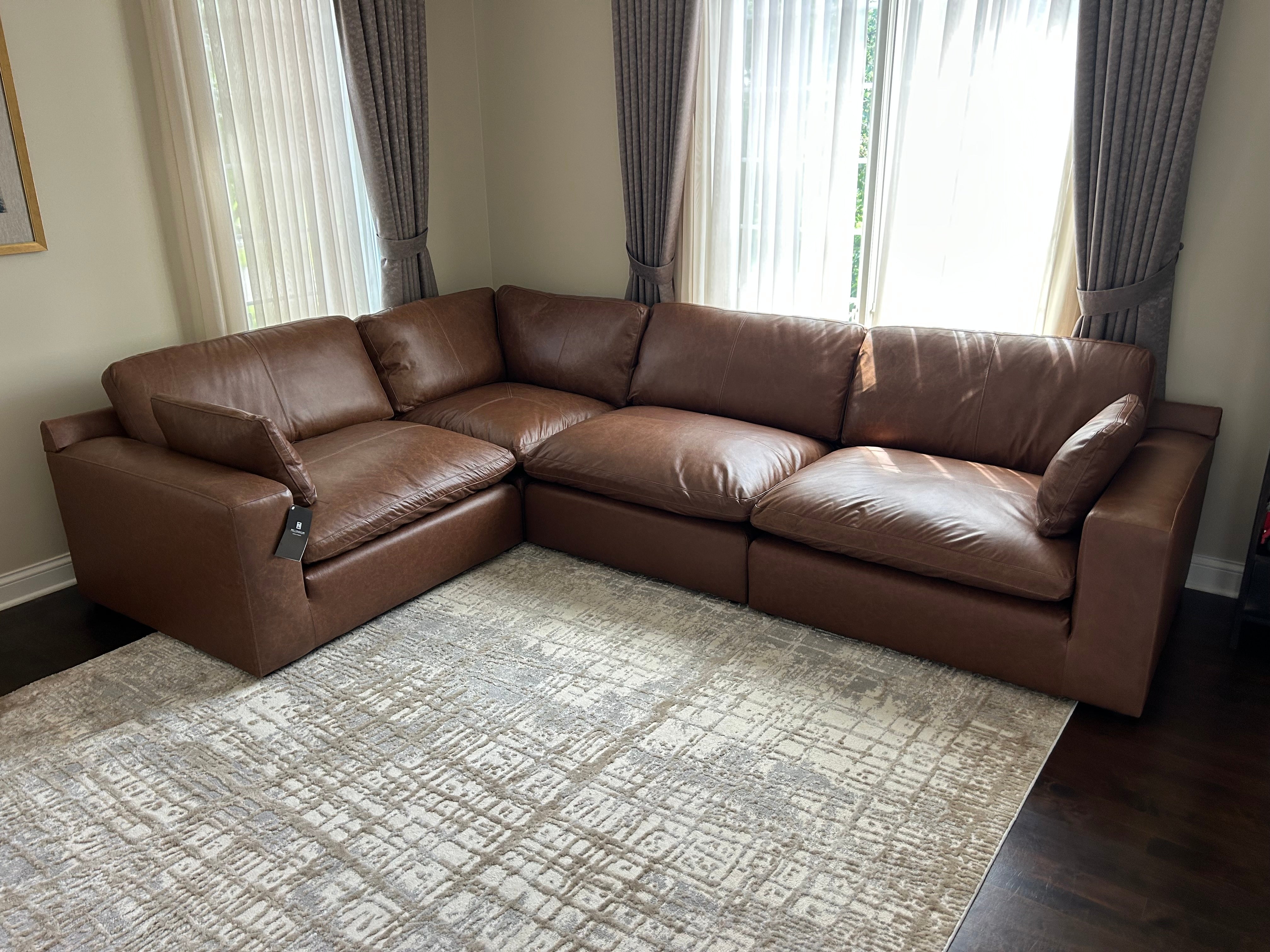 Emilia (Customizable)