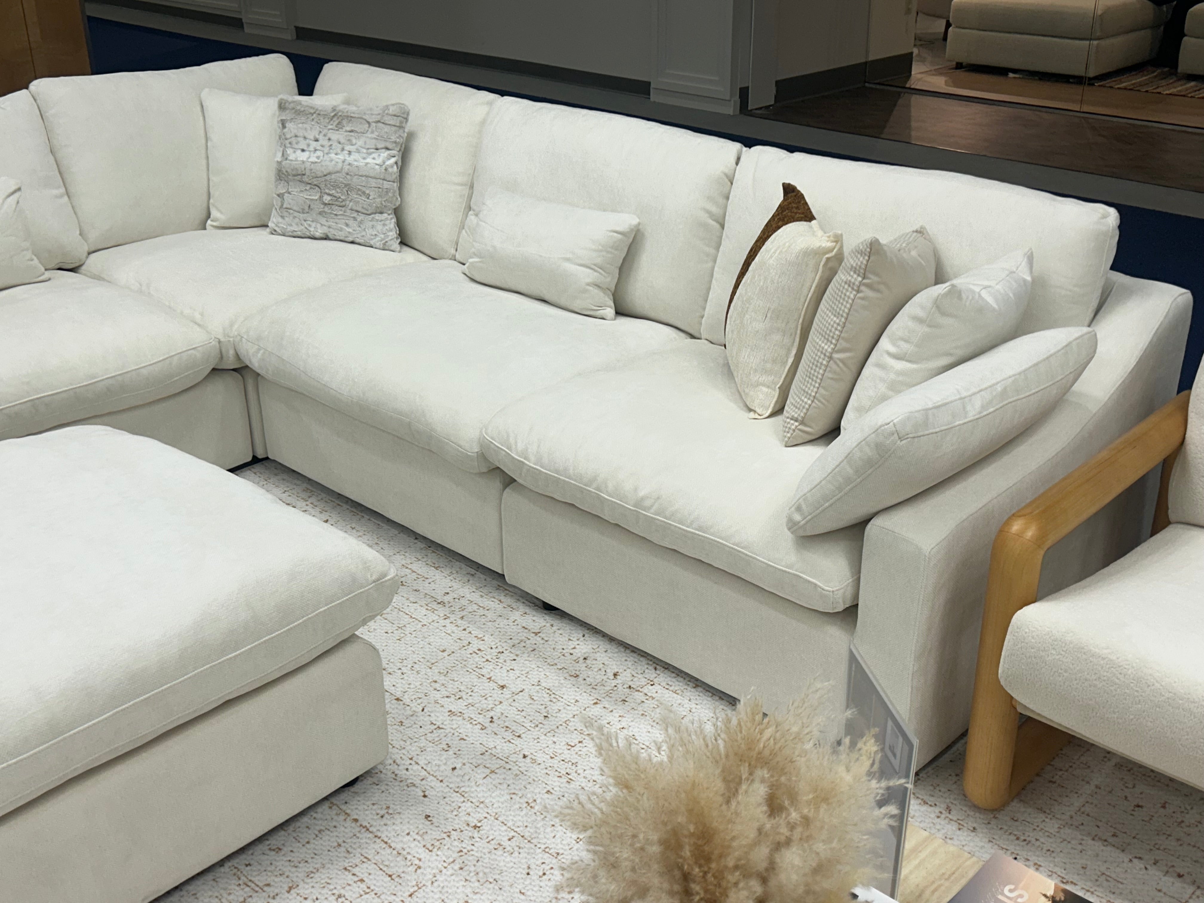 Nova Slope Arm Cloud Collection - Ivory