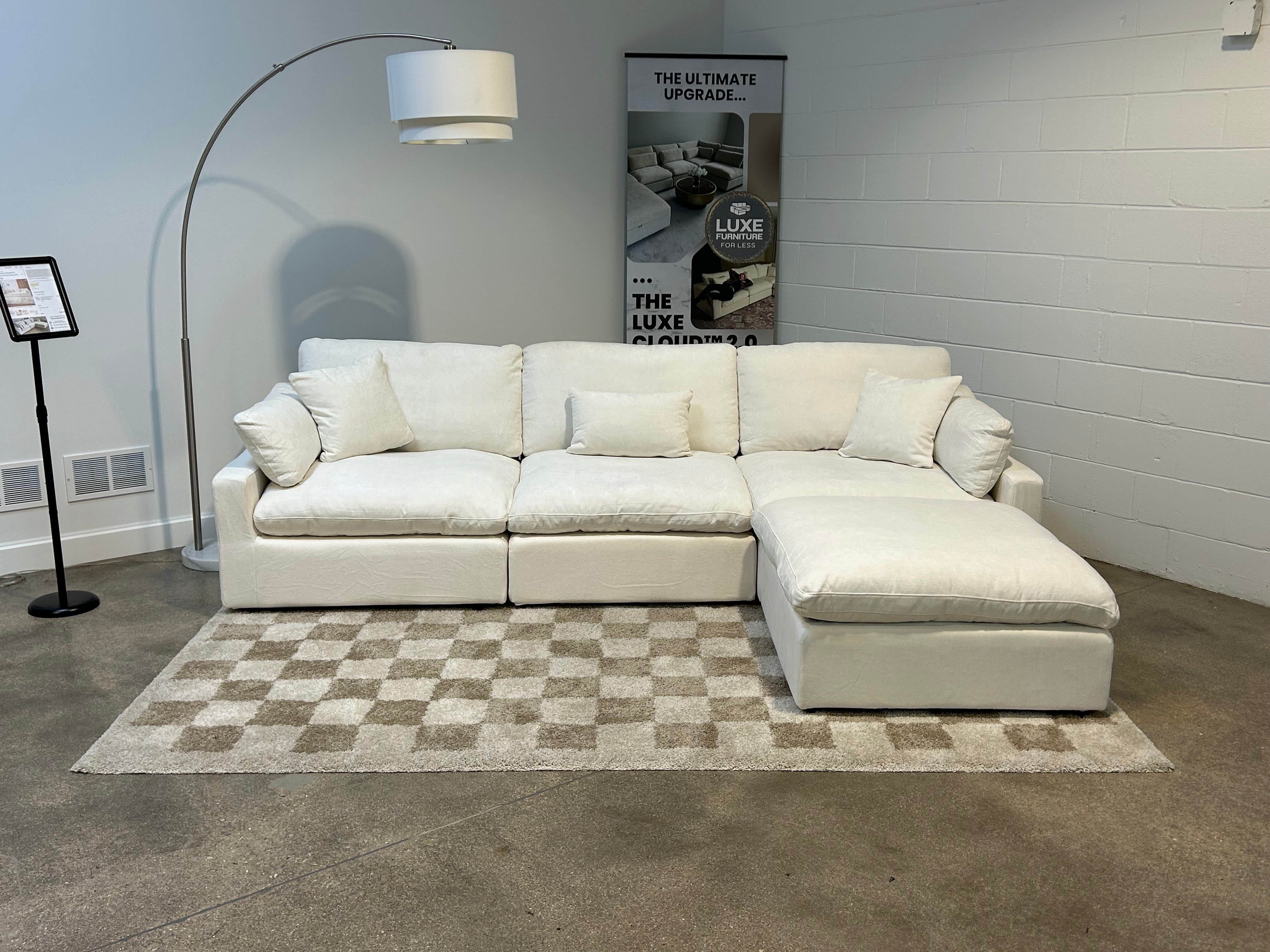 Nova Slope Arm Cloud Collection - Ivory