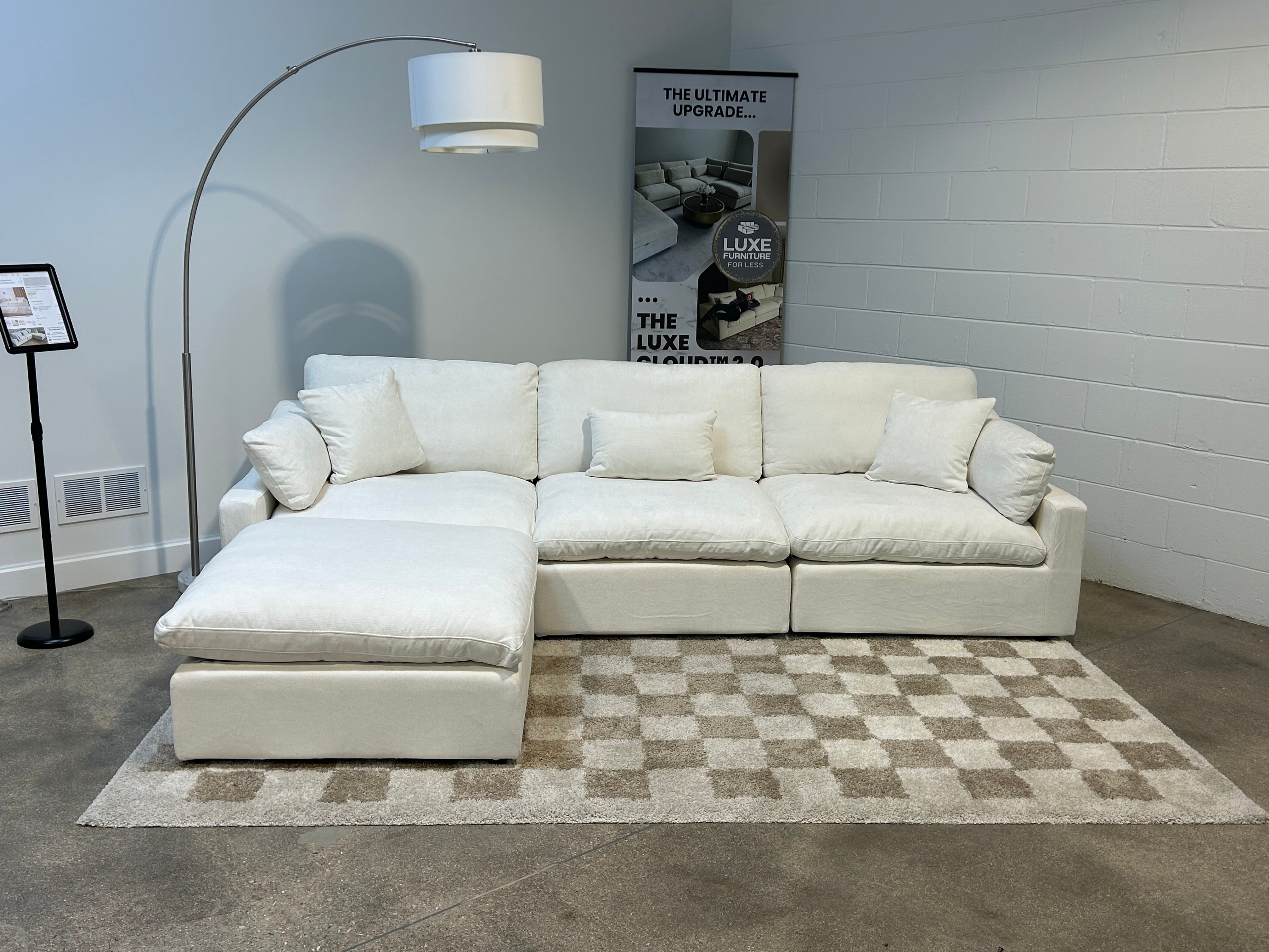 Nova Slope Arm Cloud Collection - Ivory