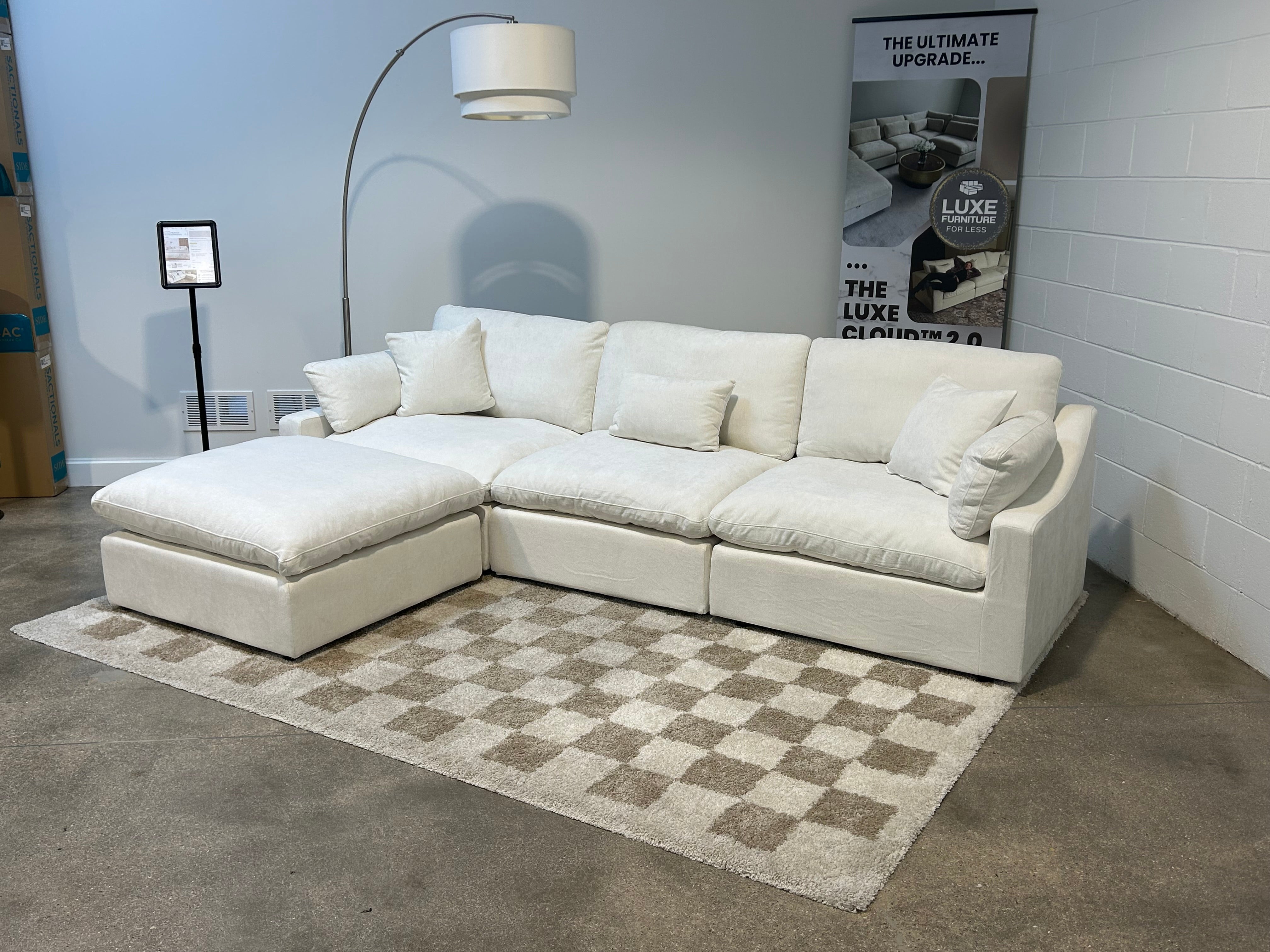 Nova Slope Arm Cloud Collection - Ivory