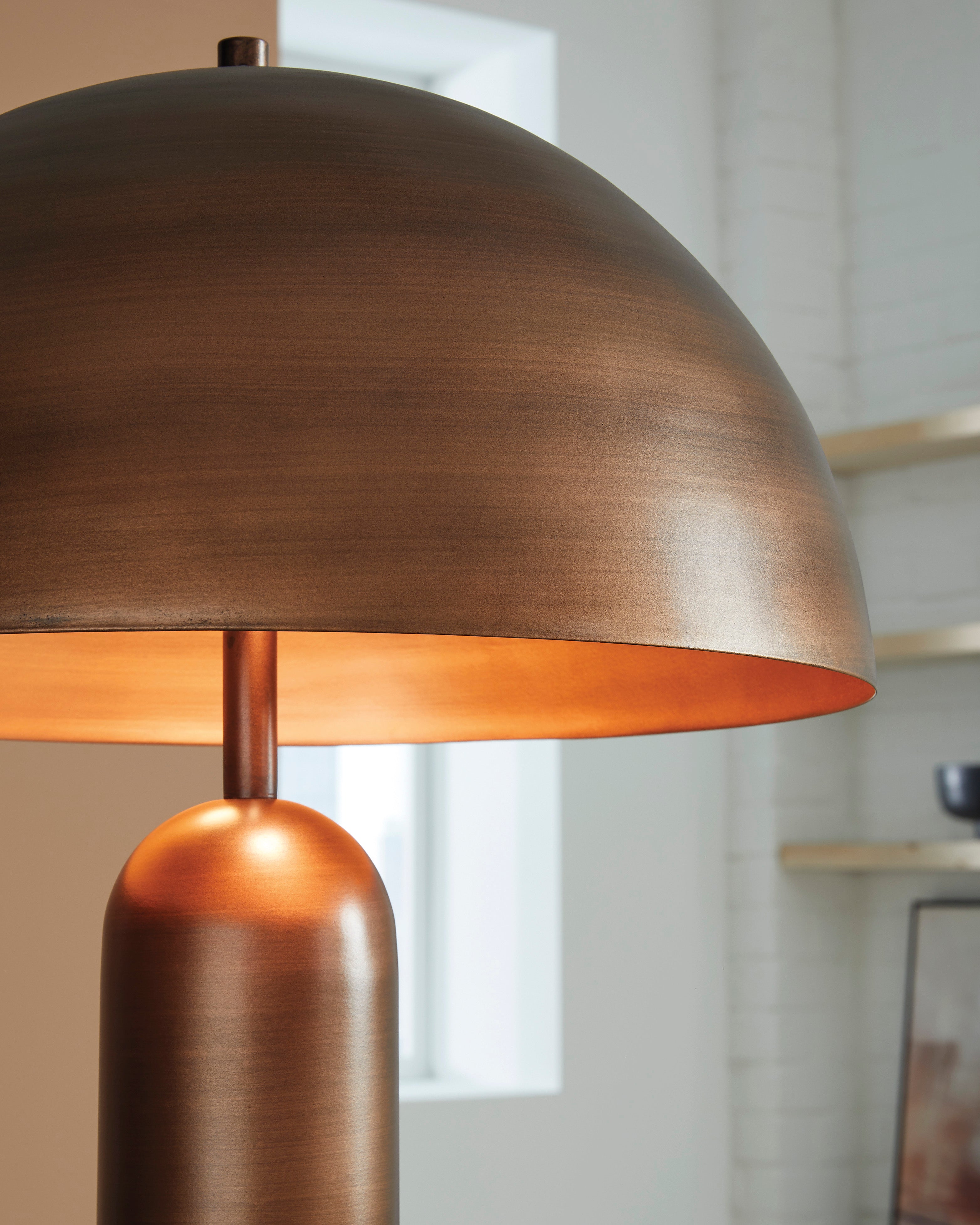 Wendfield Metal Floor Lamp