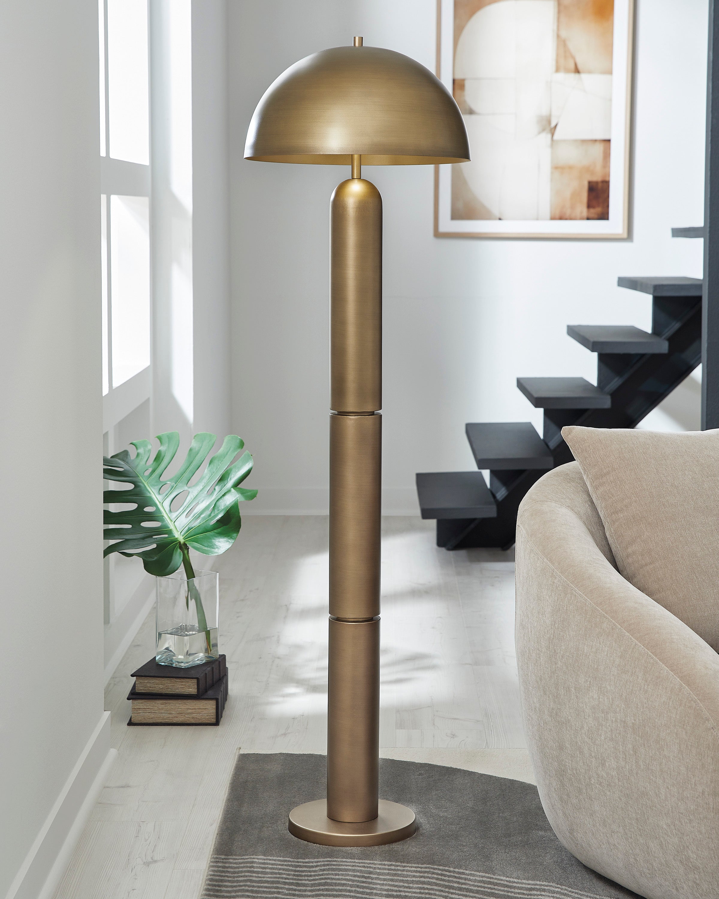 Wendfield Metal Floor Lamp