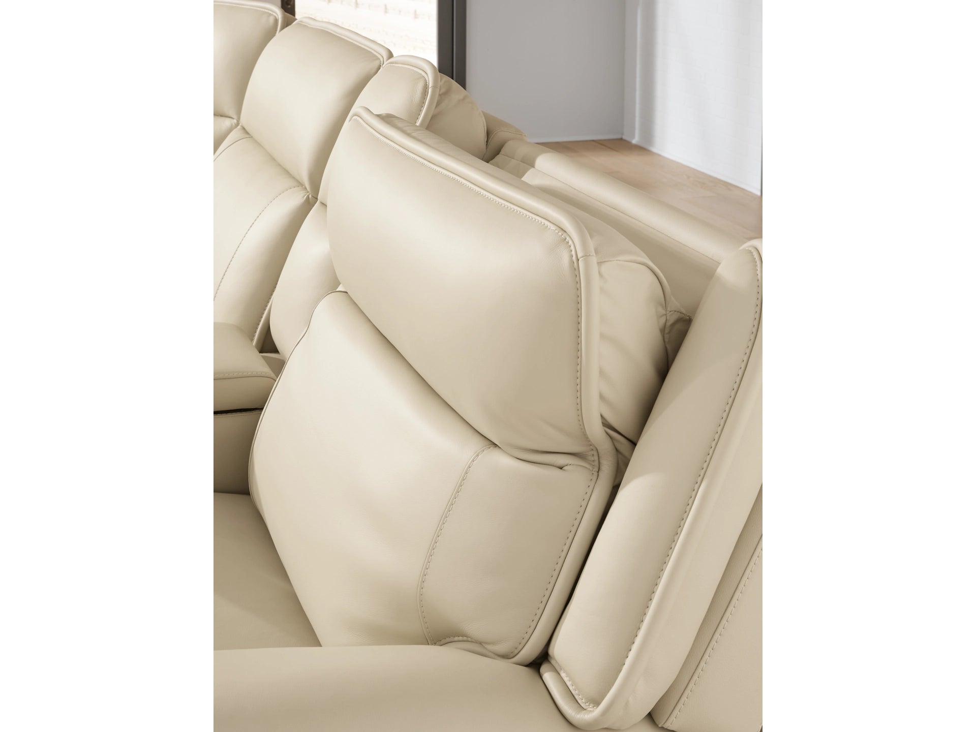 Double Deal 5-Piece Dual Power Leather Reclining Modular Sectional