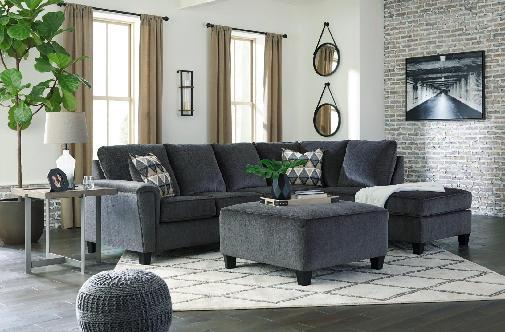 Abinger 2-Piece Sectional with Chaise