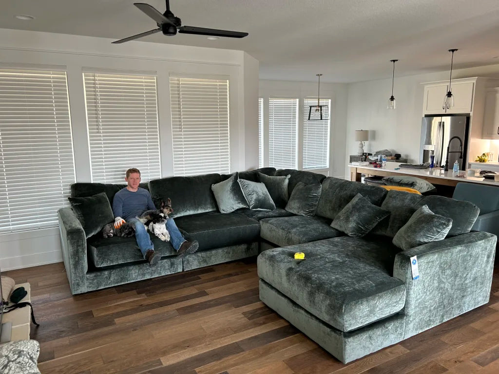 Remington Sectional (Customizable)