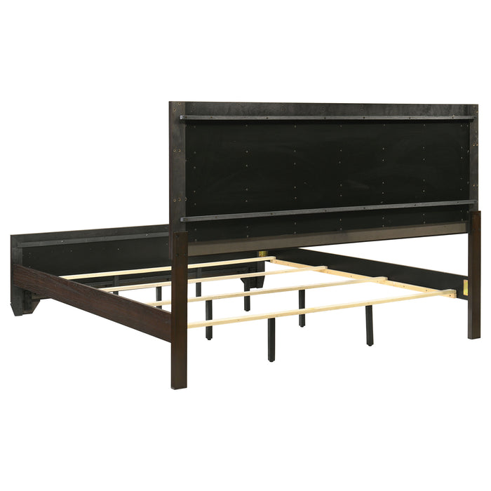 Kauffman  California King Bedroom Set Dark Cocoa
