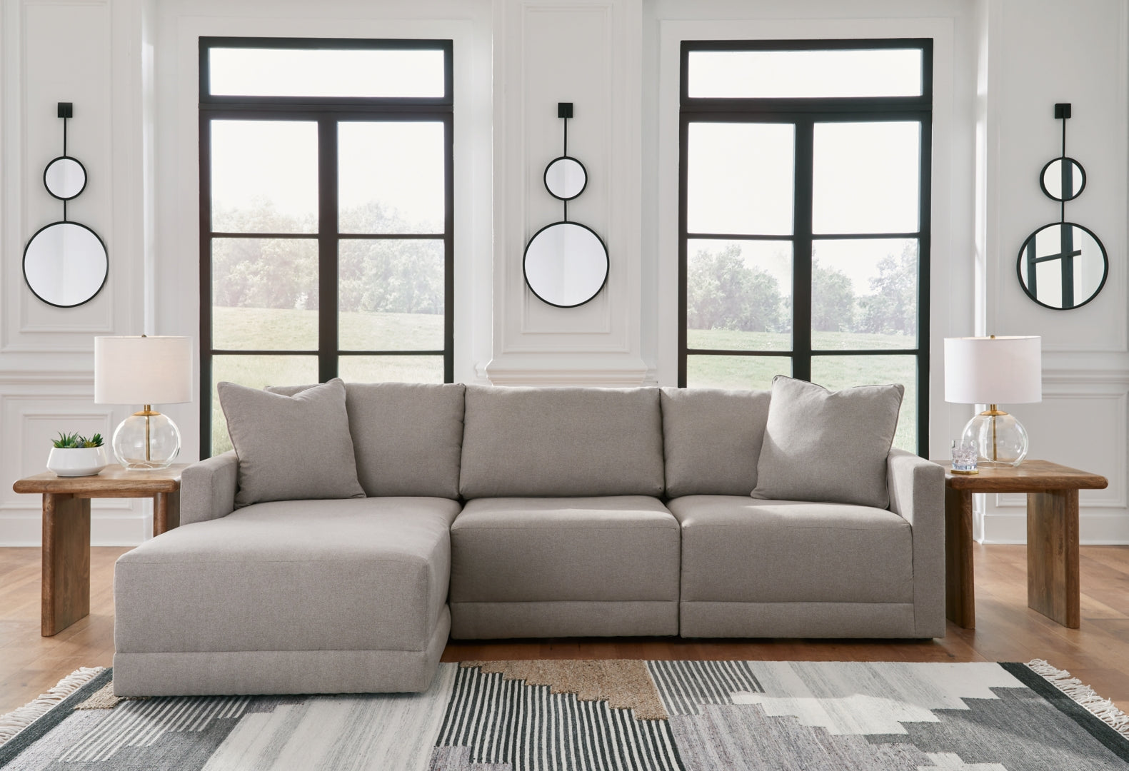 Katany Sectional (Customizable)
