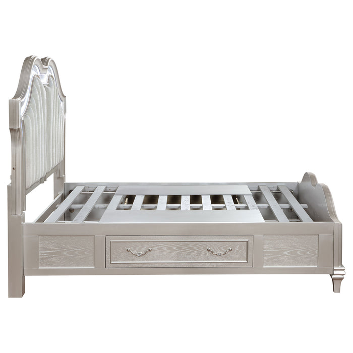 Evangeline  California King Bedroom Set Silver Oak