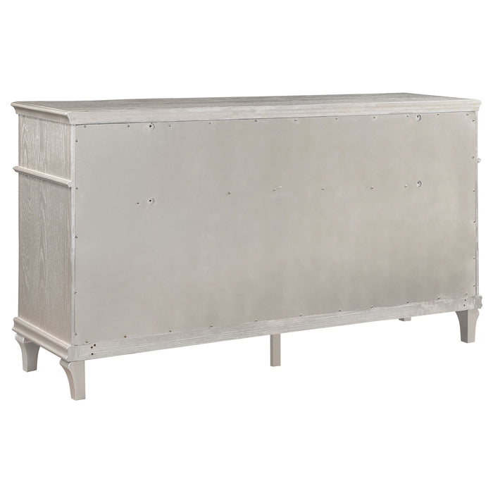 Evangeline  California King Bedroom Set Silver Oak
