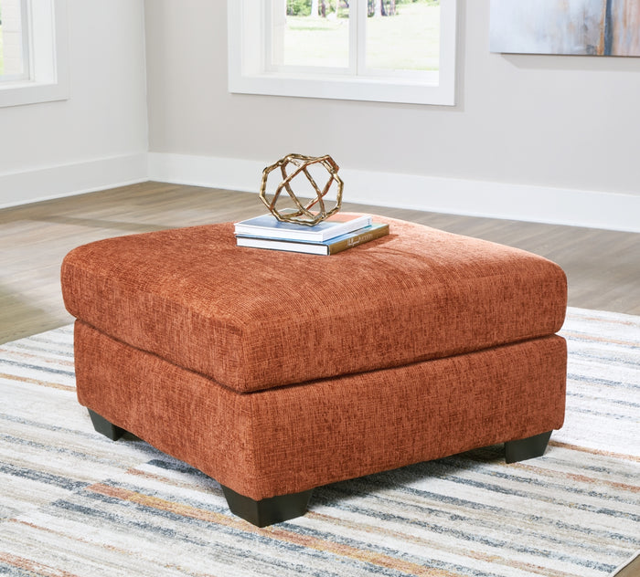 Aviemore Sectional with Chaise