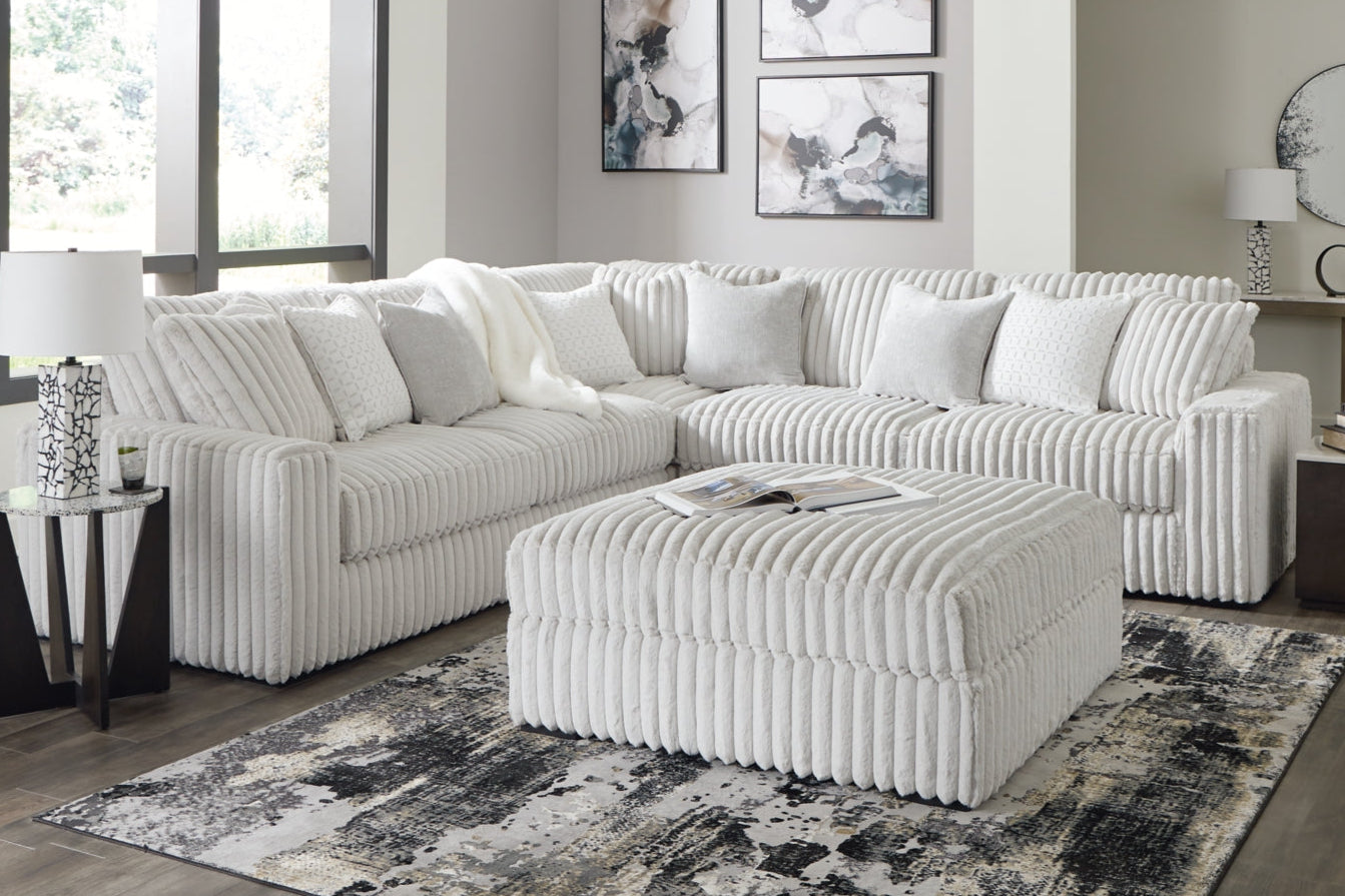 Stupendous Sectional with Ottoman (Customizable)