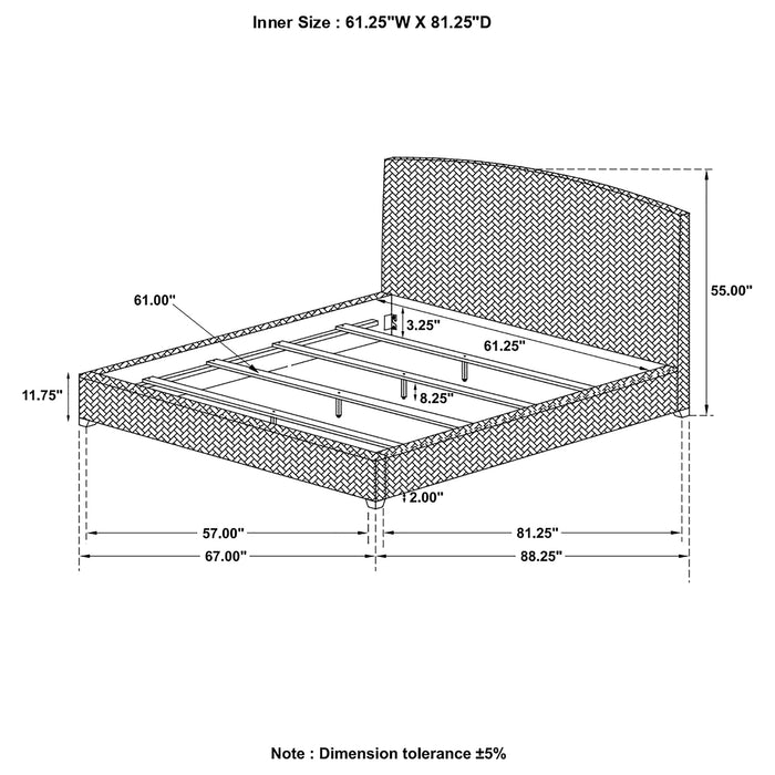Laughton Banana Leaf California King Panel Bed Amber