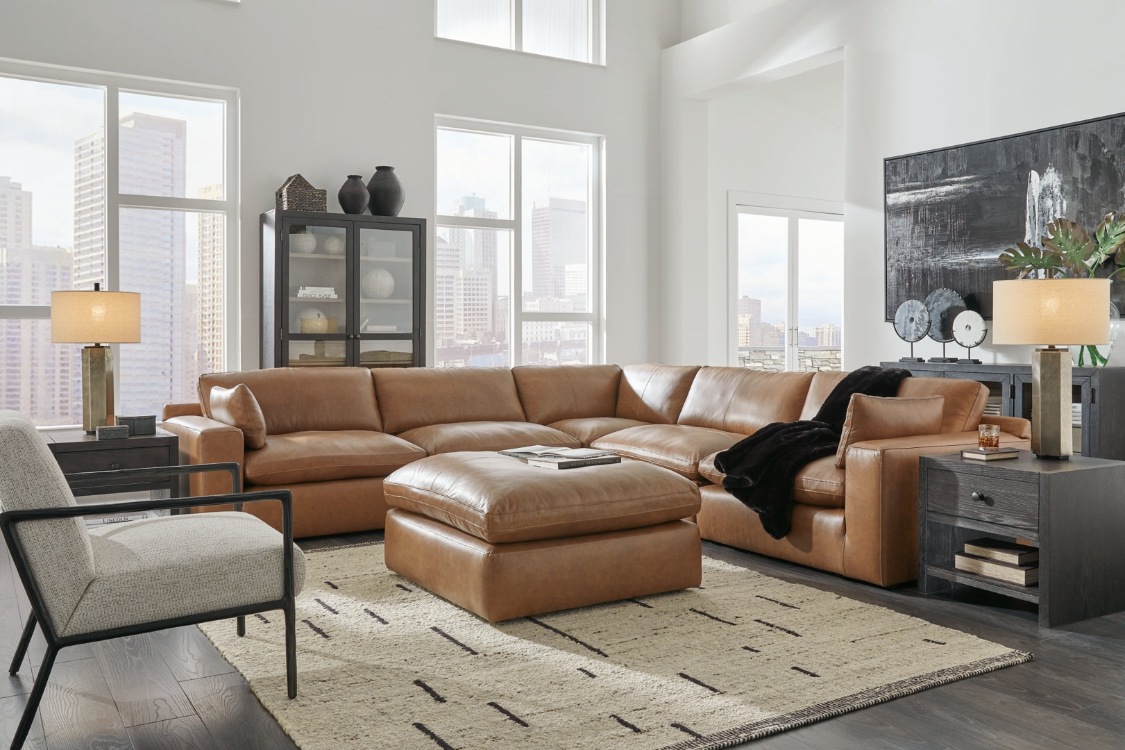 Emilia Sectional (Customizable)