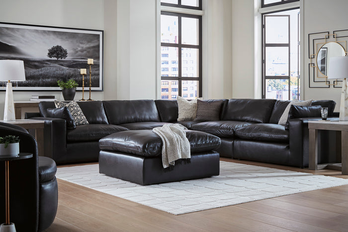 Emilia Collection - Black (Customizable)
