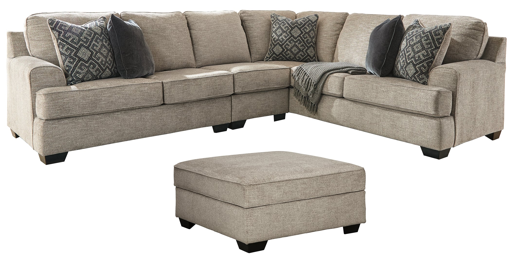 Bovarian Sectional with Ottoman (Customizable)